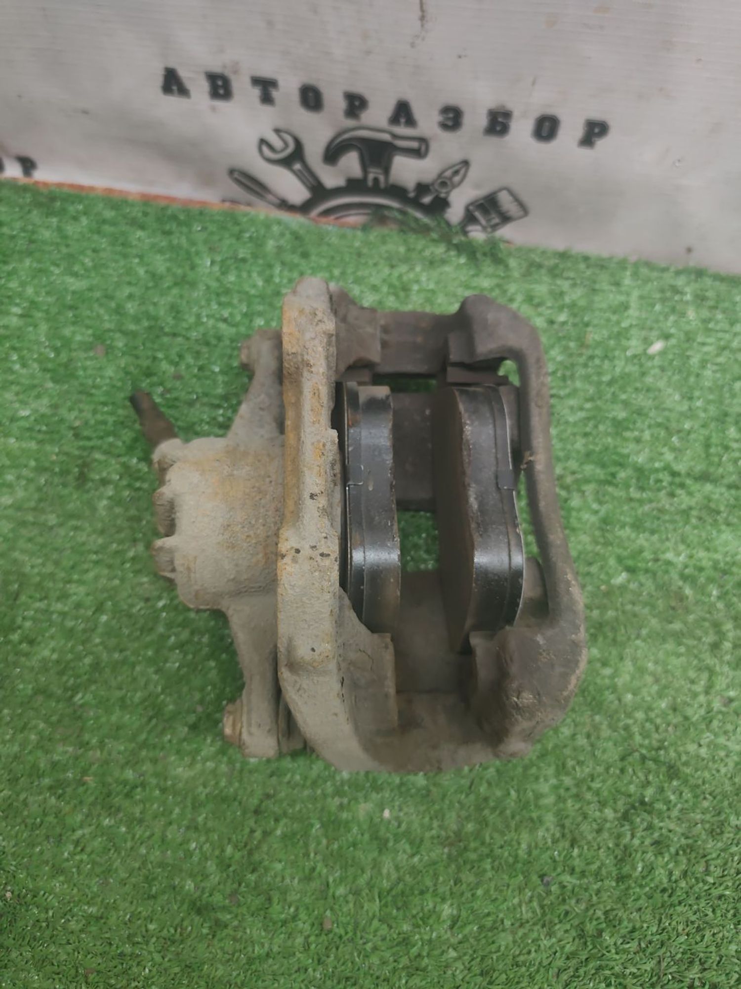 https://ycs.partsauto.market/partsauto-images/thmbs/userImages/cca1856e256b5441544f9aba03b424a6/part/ada816aa-8bea-43ba-a067-5700358b58fb_1777784716067.jpg