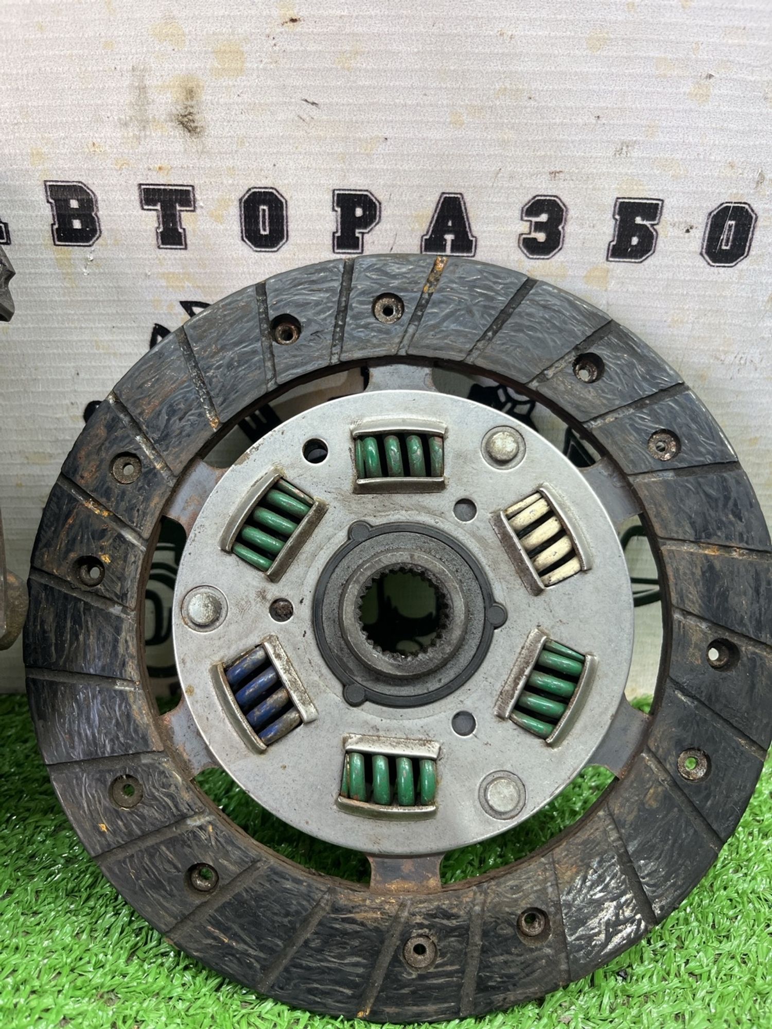 https://ycs.partsauto.market/partsauto-images/thmbs/userImages/cca1856e256b5441544f9aba03b424a6/part/ae52f180-92d9-4903-b951-34a93a73f38b_1774600717097.jpg