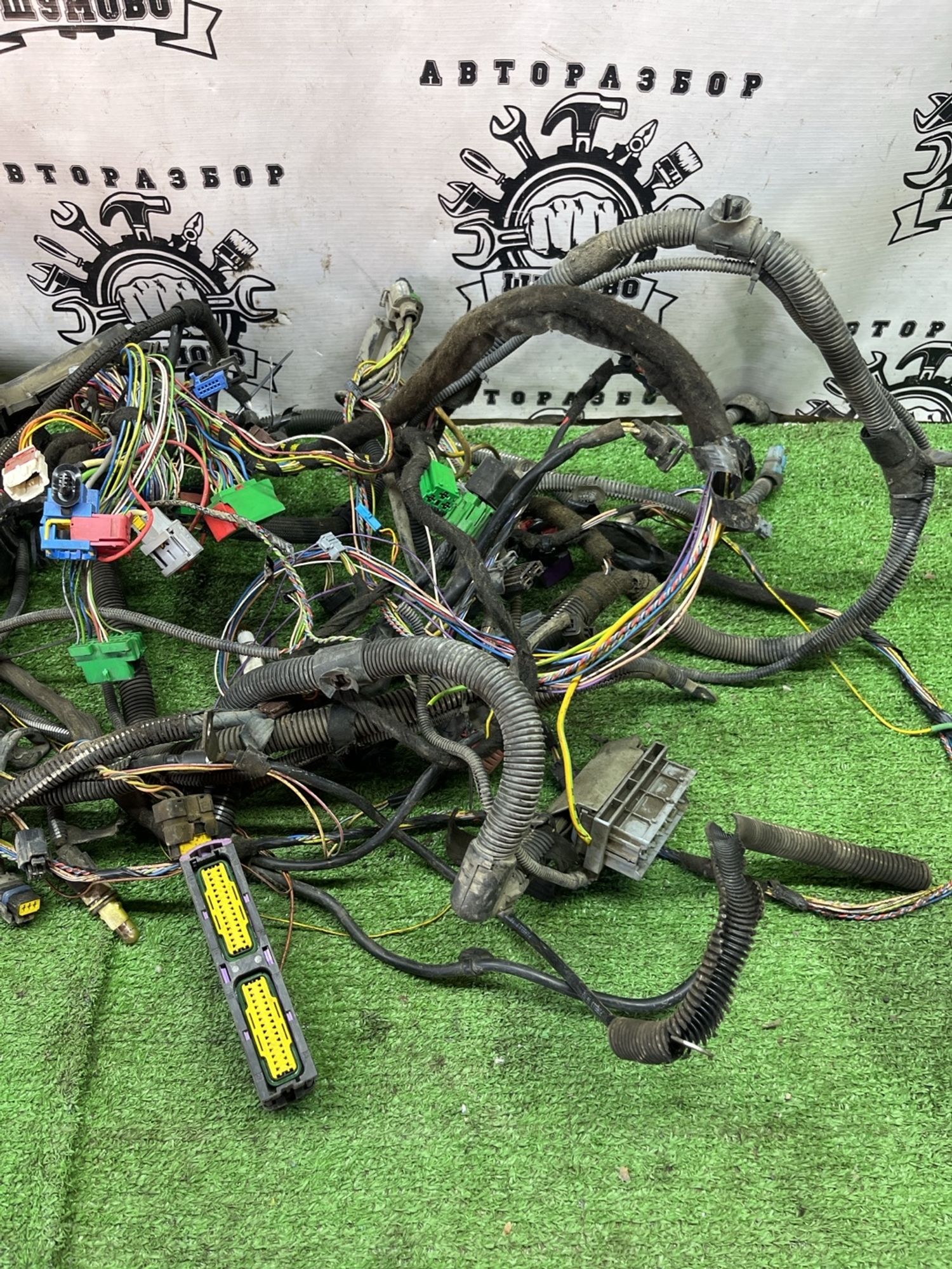 https://ycs.partsauto.market/partsauto-images/thmbs/userImages/cca1856e256b5441544f9aba03b424a6/part/ae85c8f4-6010-4be1-87ed-26eb01ee787f_1778069714485.jpg