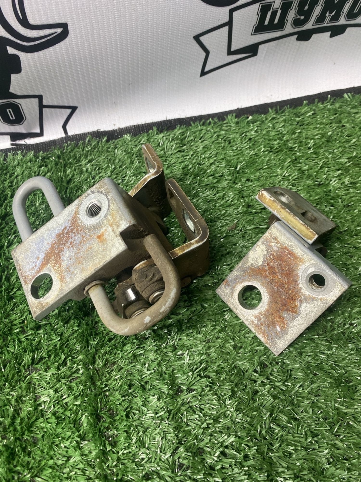 https://ycs.partsauto.market/partsauto-images/thmbs/userImages/cca1856e256b5441544f9aba03b424a6/part/aed46863-db34-4195-9157-3488cbd56b04_1781085620780.jpg