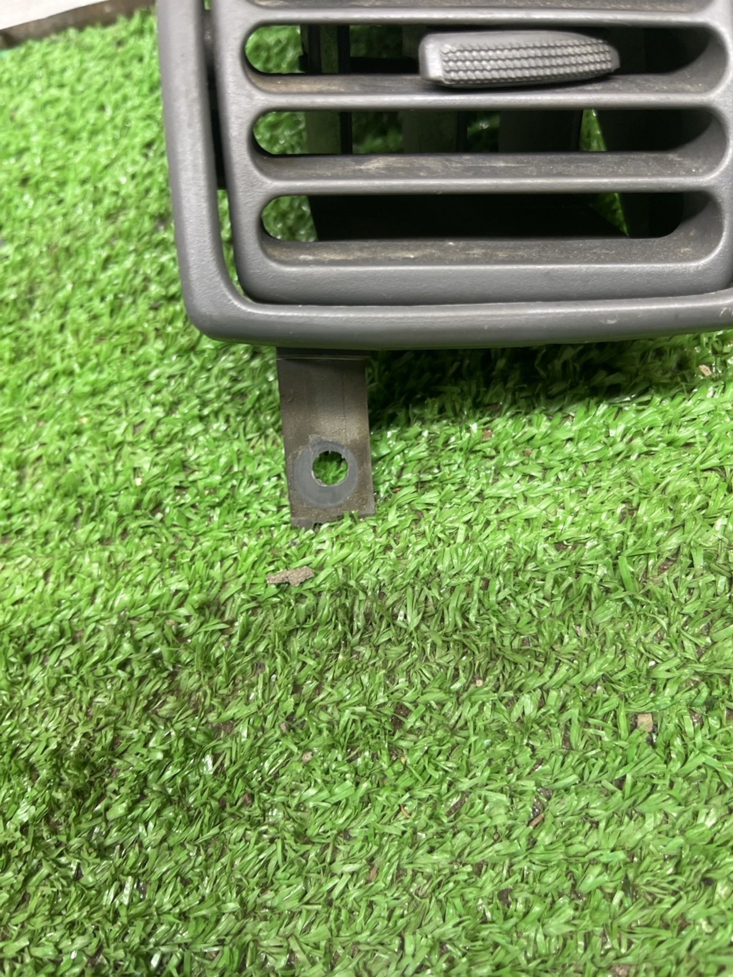 https://ycs.partsauto.market/partsauto-images/thmbs/userImages/cca1856e256b5441544f9aba03b424a6/part/b0797b98-bfa5-4dd7-8fe1-dd6824b77091_1776241264723.jpg