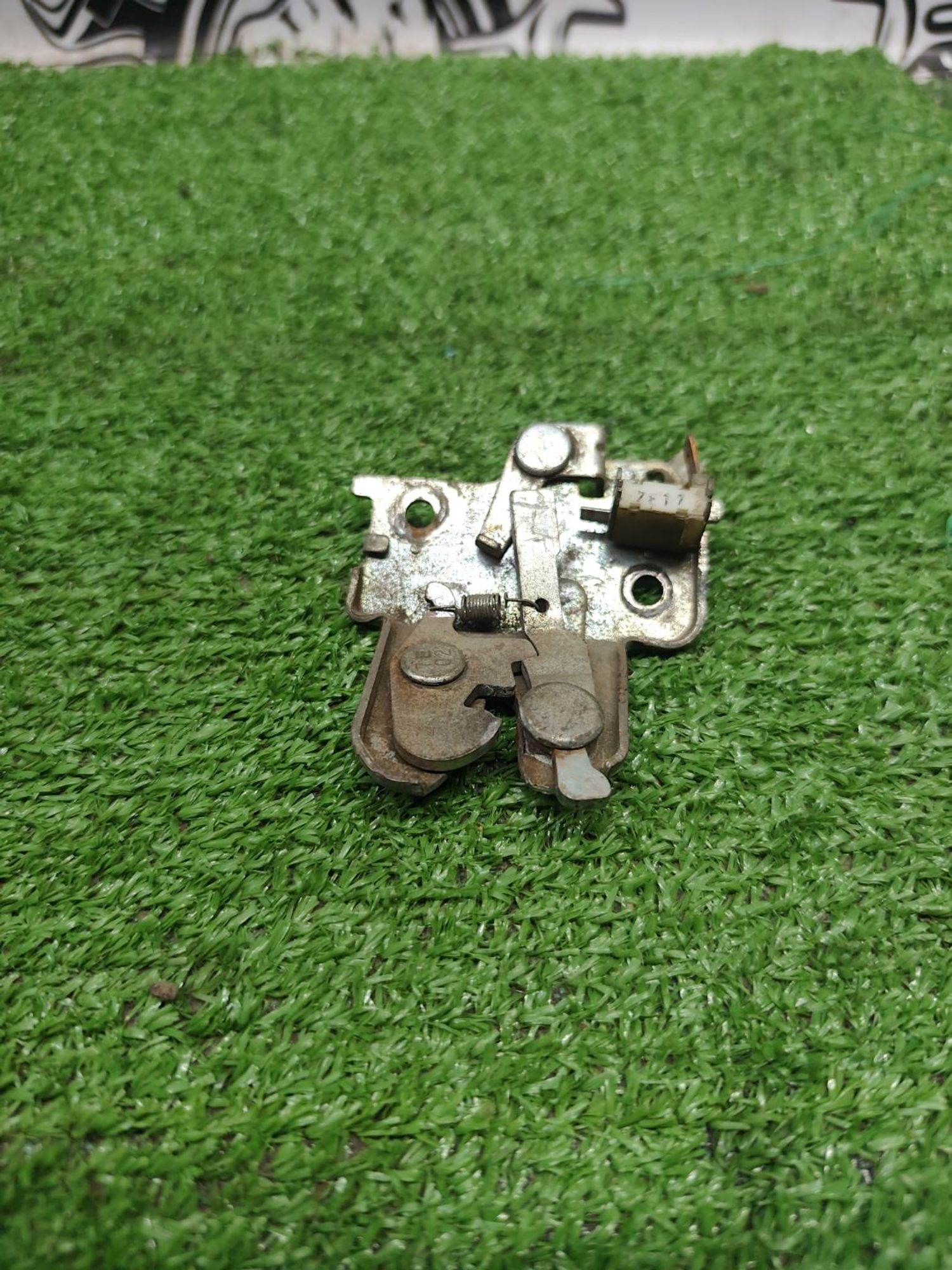 https://ycs.partsauto.market/partsauto-images/thmbs/userImages/cca1856e256b5441544f9aba03b424a6/part/b0c147bd-d87e-4a59-baff-2f6c4c697fce_1787228193883.jpg