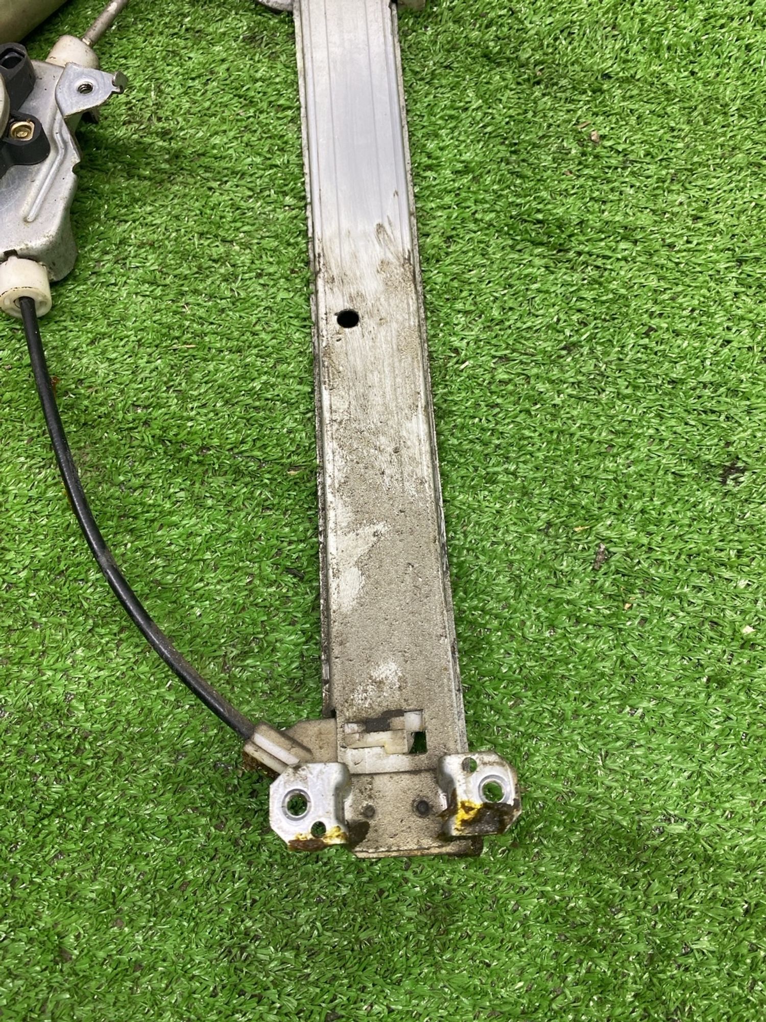 https://ycs.partsauto.market/partsauto-images/thmbs/userImages/cca1856e256b5441544f9aba03b424a6/part/b0d02a20-d9a5-4709-bd92-f9b38c3ea8c4_1789381805409.jpg