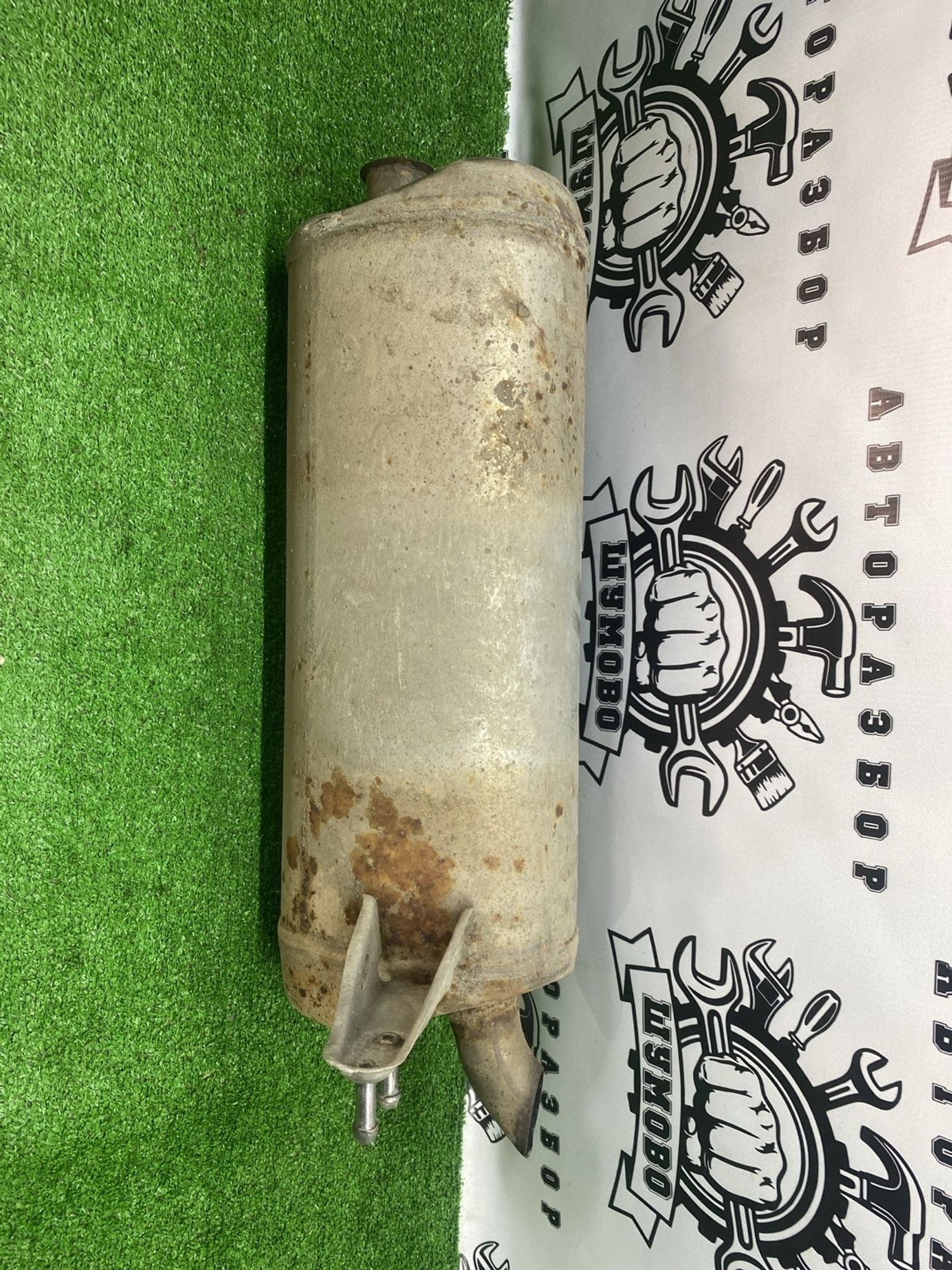 https://ycs.partsauto.market/partsauto-images/thmbs/userImages/cca1856e256b5441544f9aba03b424a6/part/b1732163-9293-4cb3-81b7-58981e3c1db1_1782803278826.jpg