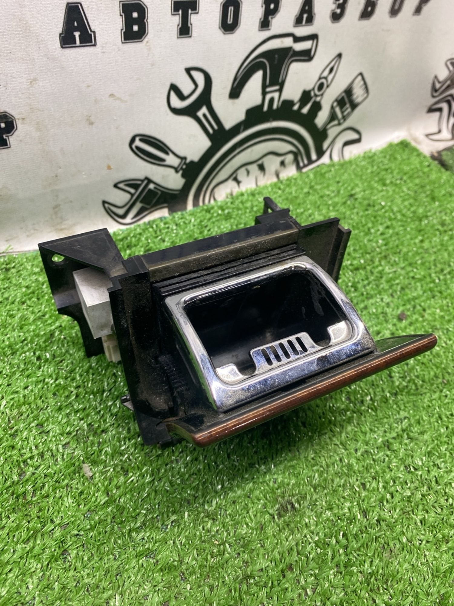 https://ycs.partsauto.market/partsauto-images/thmbs/userImages/cca1856e256b5441544f9aba03b424a6/part/b1e8ed6f-b7e6-4804-90a1-4d66e414b5eb_1789375401674.jpg