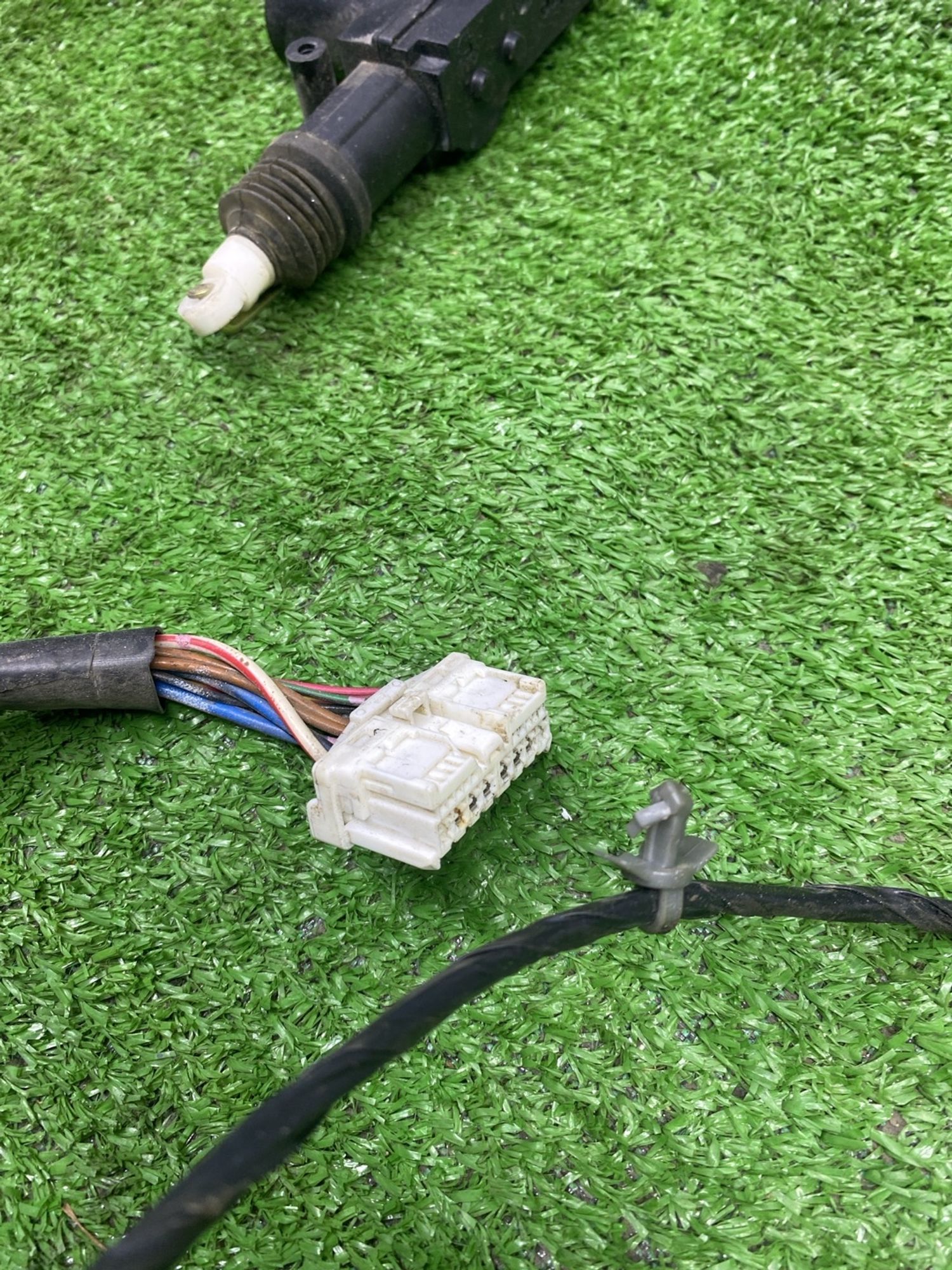 https://ycs.partsauto.market/partsauto-images/thmbs/userImages/cca1856e256b5441544f9aba03b424a6/part/b210578d-480c-412f-b29e-17e65f474d88_1789376828839.jpg