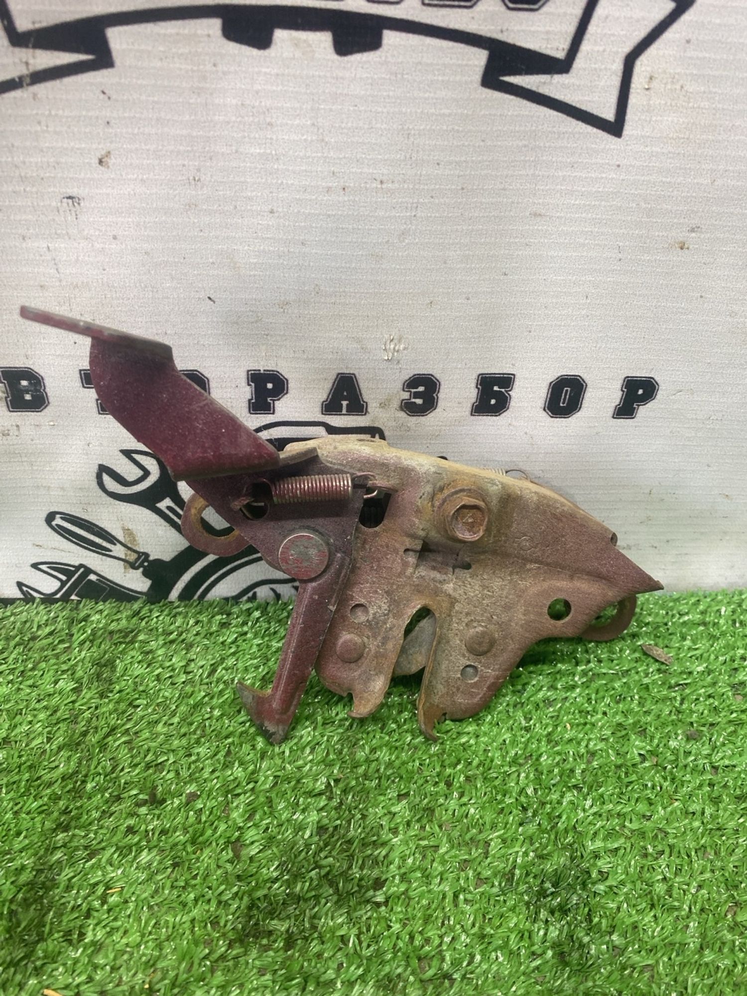 https://ycs.partsauto.market/partsauto-images/thmbs/userImages/cca1856e256b5441544f9aba03b424a6/part/b28fca2e-94e6-434a-a5b9-2020d44995fe_1779093875676.jpg