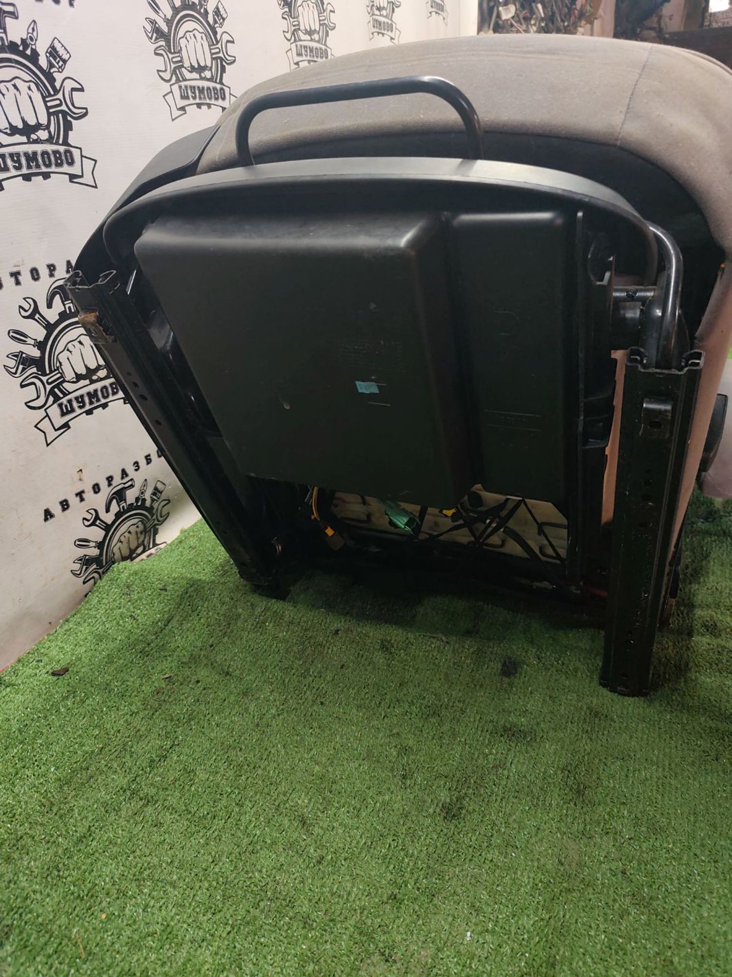 https://ycs.partsauto.market/partsauto-images/thmbs/userImages/cca1856e256b5441544f9aba03b424a6/part/b417013a-37af-4074-8429-56d9383b5fd5_1777795168552.jpg