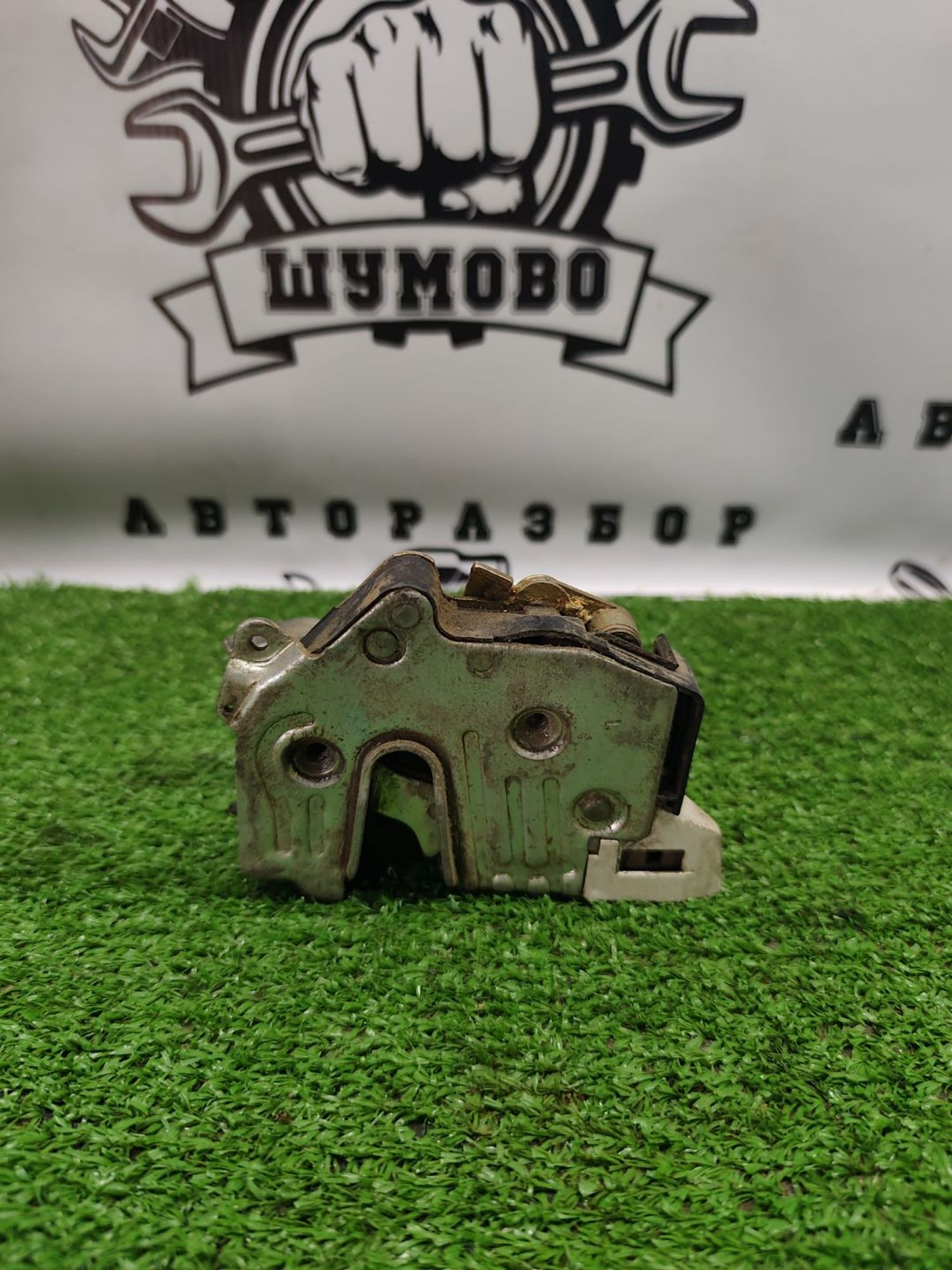 https://ycs.partsauto.market/partsauto-images/thmbs/userImages/cca1856e256b5441544f9aba03b424a6/part/b52556e5-a1b0-4d03-aa7d-444823002414_1784017913427.jpg