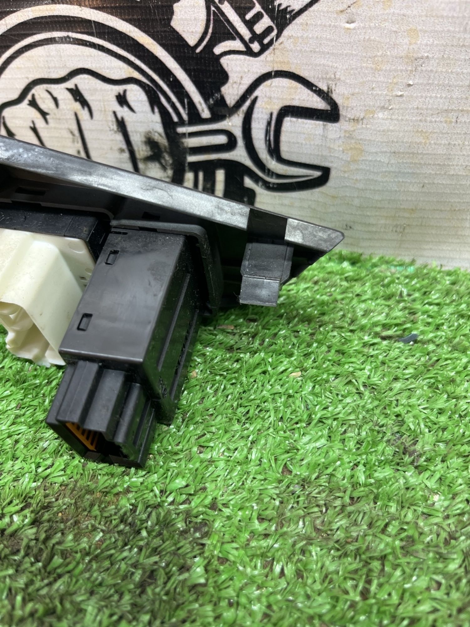 https://ycs.partsauto.market/partsauto-images/thmbs/userImages/cca1856e256b5441544f9aba03b424a6/part/b5c26080-c895-4778-bccf-f8be13a5421d_1779524066166.jpg