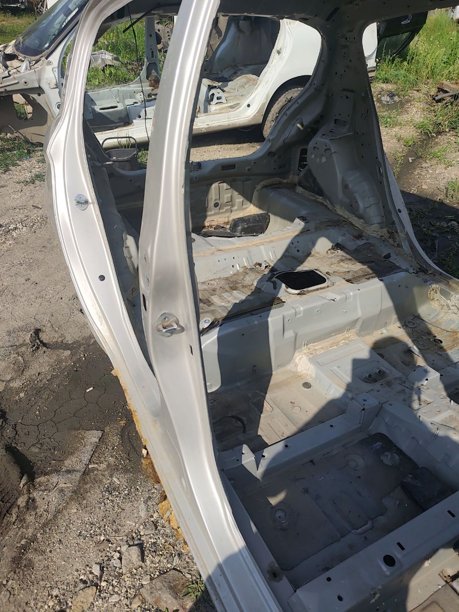 https://ycs.partsauto.market/partsauto-images/thmbs/userImages/cca1856e256b5441544f9aba03b424a6/part/b70381f4-9a64-48cf-8aaa-d8081421338a_1783681224137.jpg