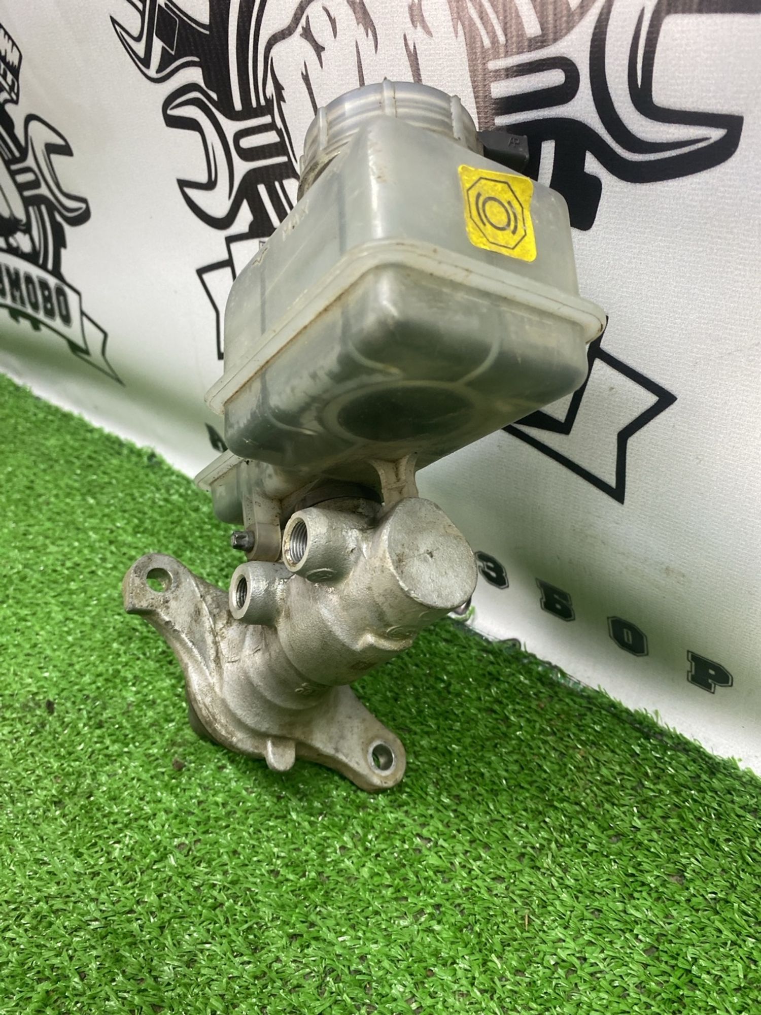 https://ycs.partsauto.market/partsauto-images/thmbs/userImages/cca1856e256b5441544f9aba03b424a6/part/b92afe5d-9562-4af1-b1f7-6d3caab0b3b6_1783155356338.jpg