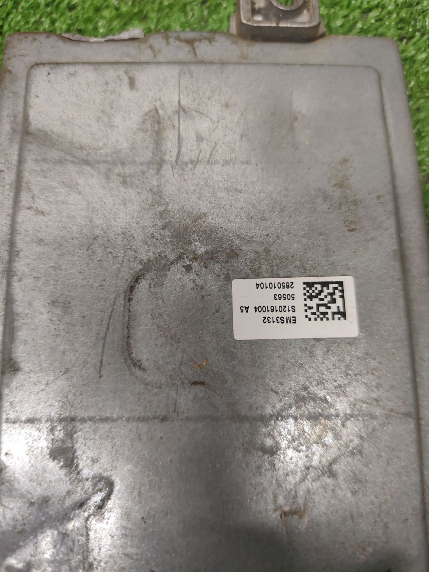 https://ycs.partsauto.market/partsauto-images/thmbs/userImages/cca1856e256b5441544f9aba03b424a6/part/b9f84aa1-ef3e-417b-9bf6-de224138b75a_1780399129316.jpg