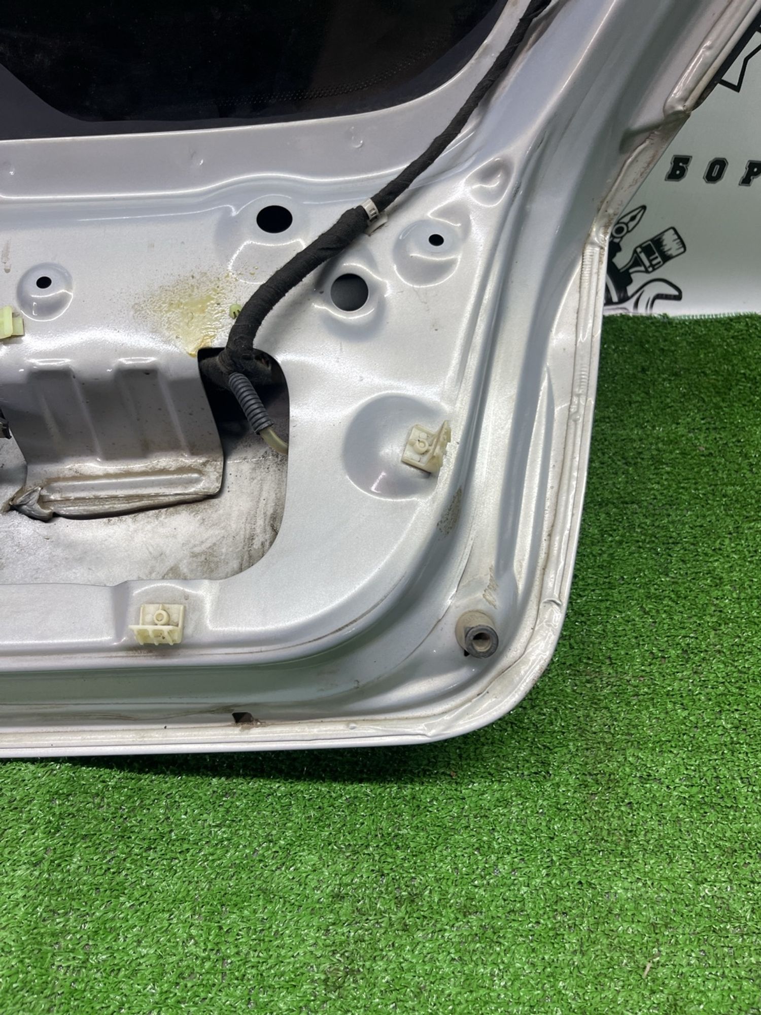 https://ycs.partsauto.market/partsauto-images/thmbs/userImages/cca1856e256b5441544f9aba03b424a6/part/ba5e1978-91e9-45cf-a341-6d9a419cbcfa_1781087279125.jpg