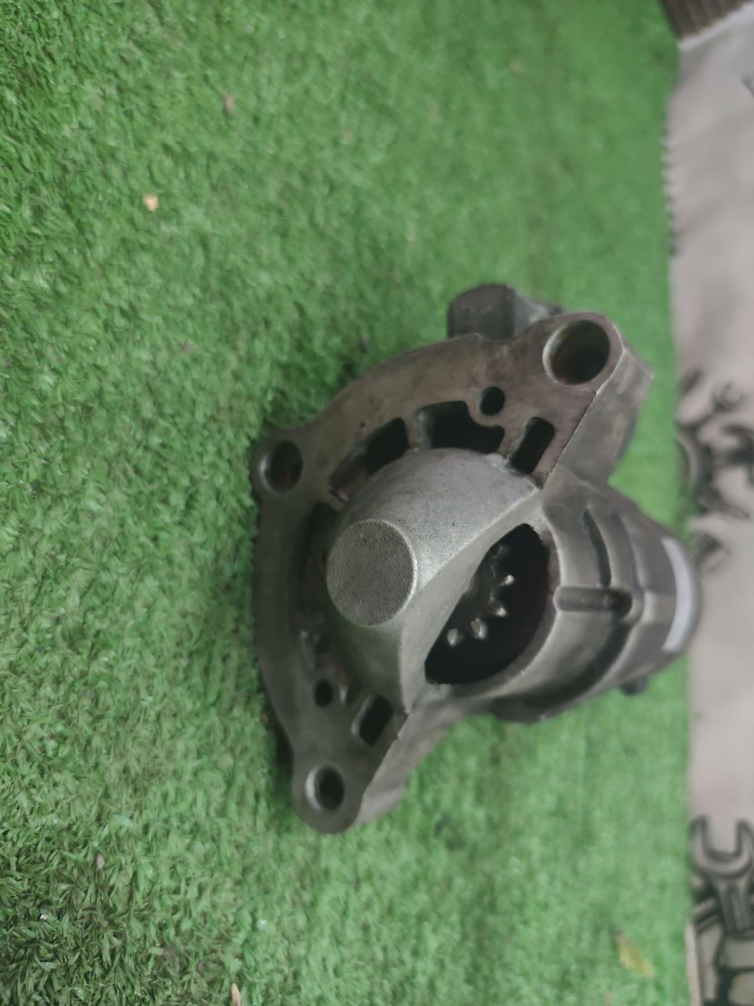 https://ycs.partsauto.market/partsauto-images/thmbs/userImages/cca1856e256b5441544f9aba03b424a6/part/ba9f7c76-781c-42ad-8985-54d9764f8b2a_1777785428627.jpg