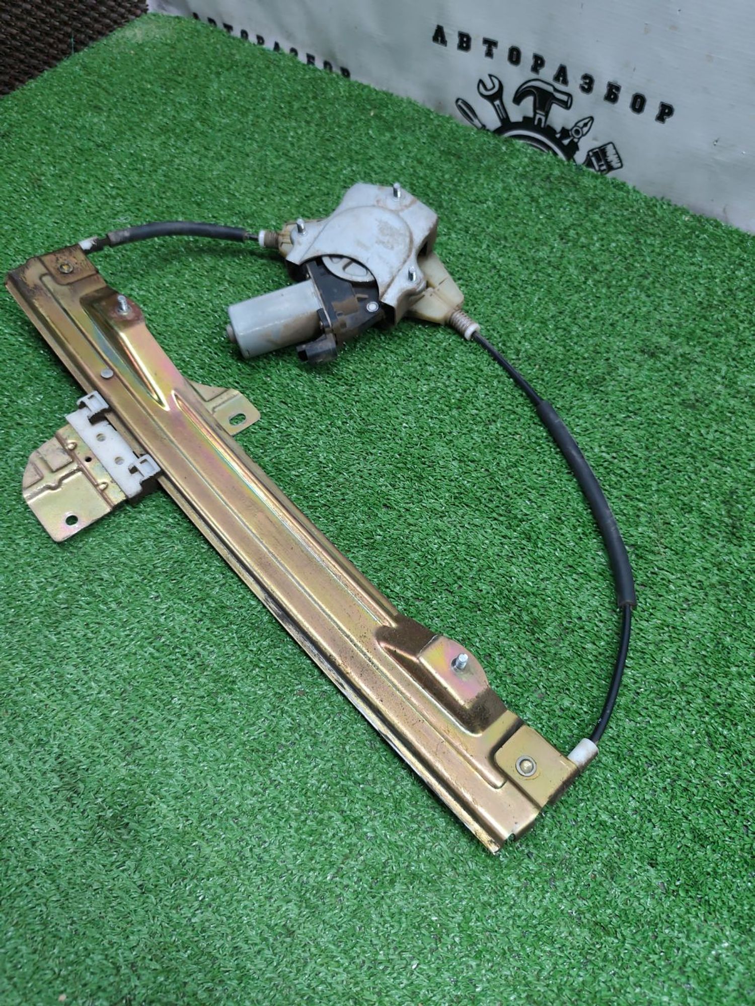 https://ycs.partsauto.market/partsauto-images/thmbs/userImages/cca1856e256b5441544f9aba03b424a6/part/bb937510-914d-4236-b632-35616b5d22bb_1780998295720.jpg