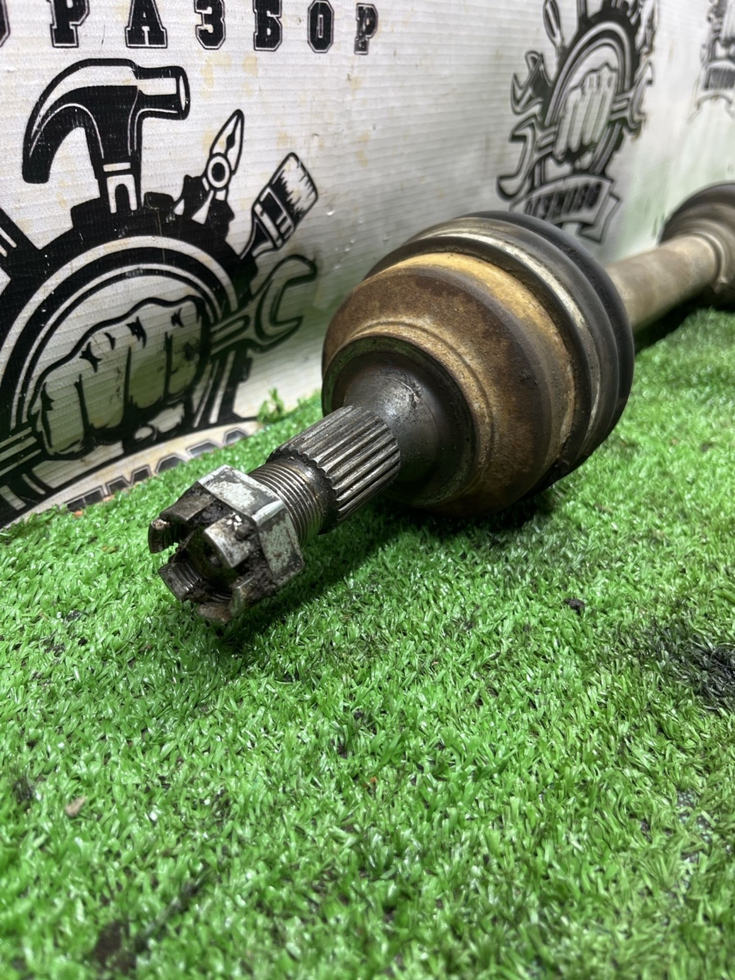 https://ycs.partsauto.market/partsauto-images/thmbs/userImages/cca1856e256b5441544f9aba03b424a6/part/bbacd214-1525-4d74-9203-d09a7753f68e_1777879104259.jpg