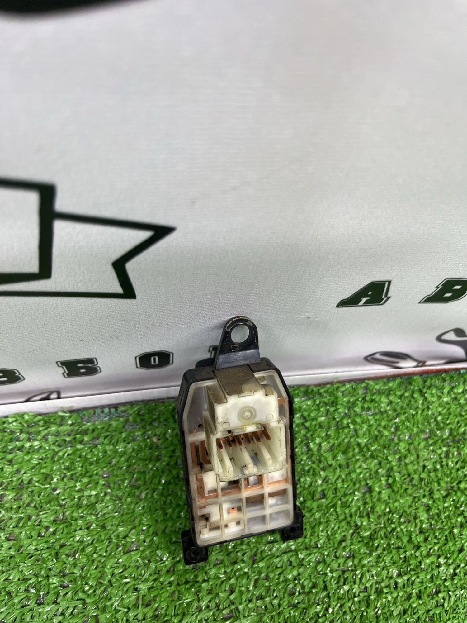 https://ycs.partsauto.market/partsauto-images/thmbs/userImages/cca1856e256b5441544f9aba03b424a6/part/bcfe7556-8881-4f84-8458-17e3d42a2c3c_1782551641527.jpg