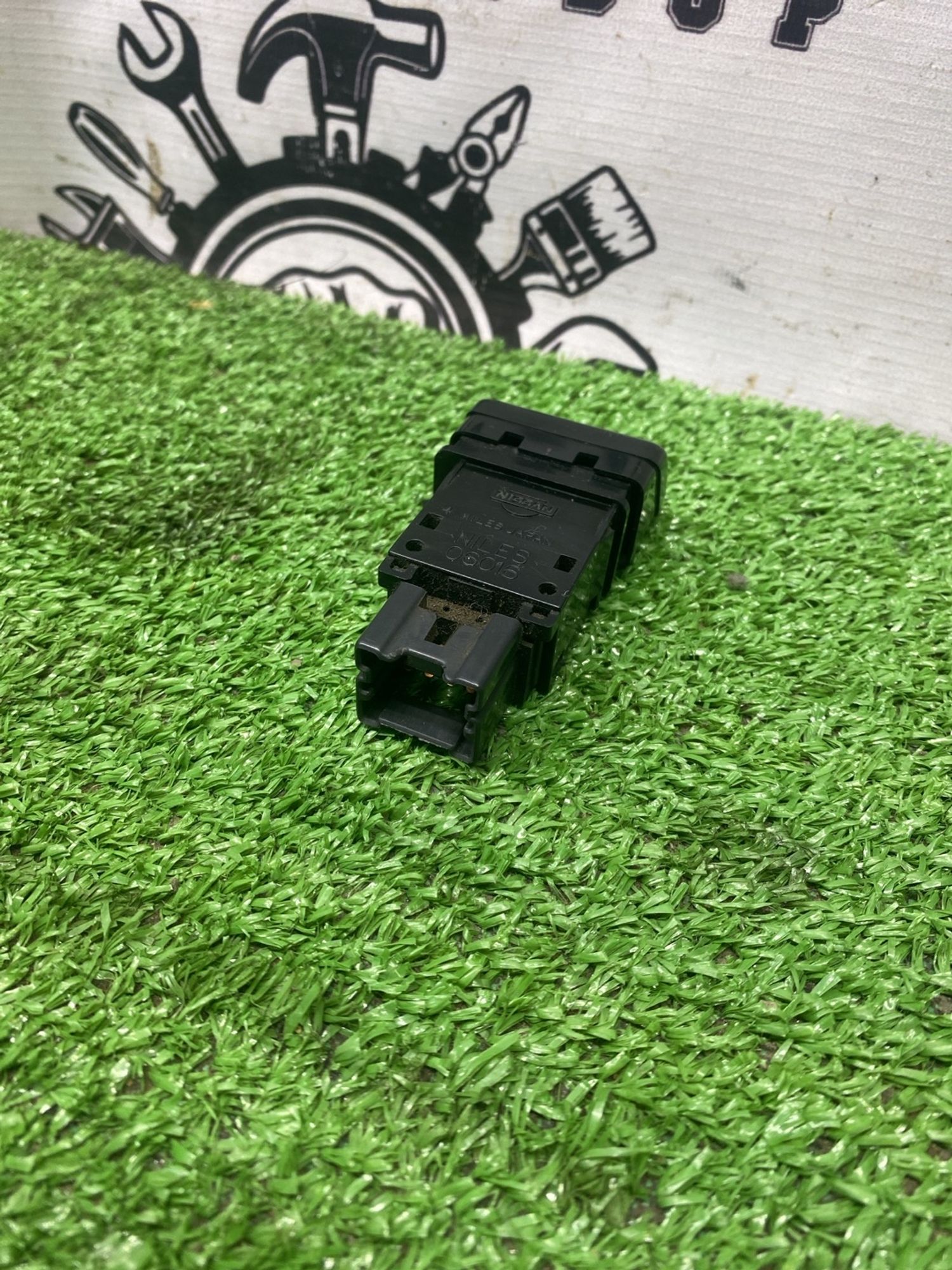 https://ycs.partsauto.market/partsauto-images/thmbs/userImages/cca1856e256b5441544f9aba03b424a6/part/bde65059-84ca-435f-96e9-b99e58424b03_1778491374245.jpg