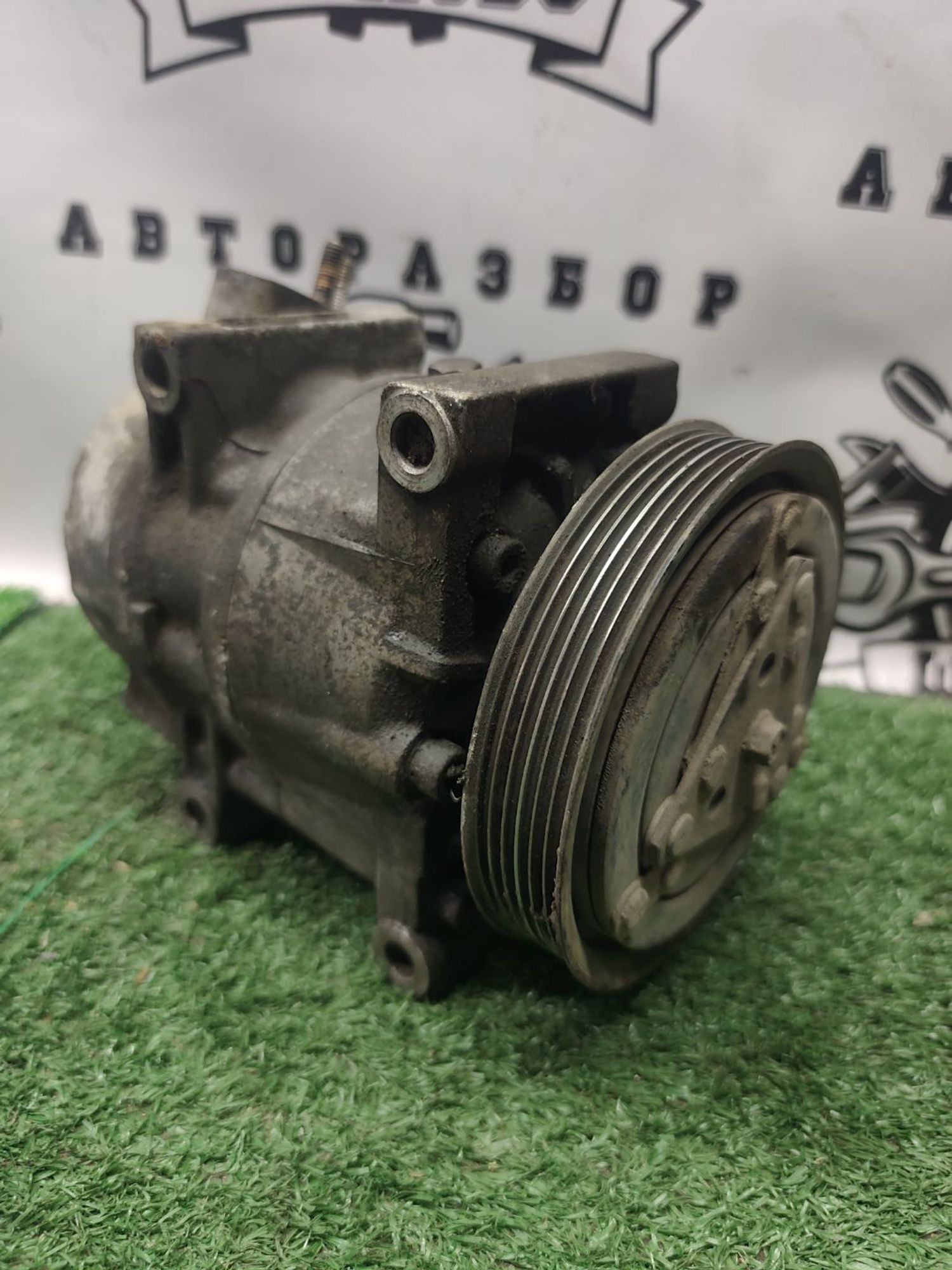 https://ycs.partsauto.market/partsauto-images/thmbs/userImages/cca1856e256b5441544f9aba03b424a6/part/be6ddfa6-7170-4a0a-a04b-d6ea06b7d4a2_1789471653836.jpg