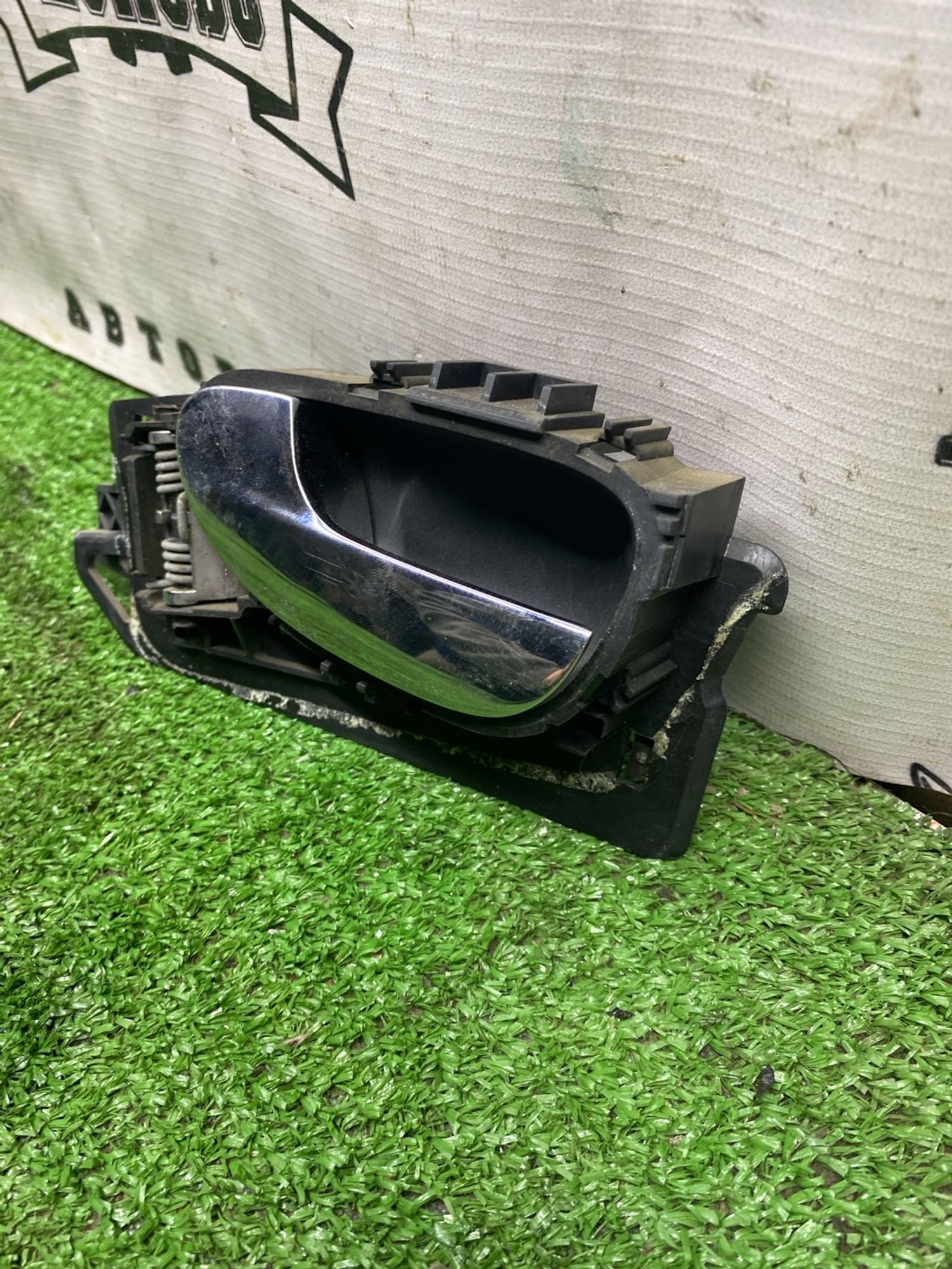 https://ycs.partsauto.market/partsauto-images/thmbs/userImages/cca1856e256b5441544f9aba03b424a6/part/bf015752-20e1-440f-8fc2-f638fd9a2af8_1777373177093.jpg