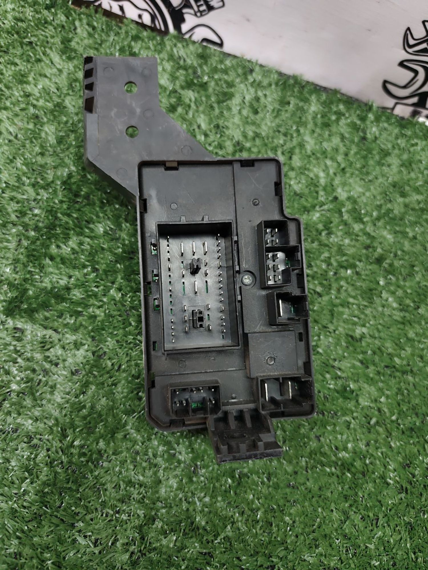 https://ycs.partsauto.market/partsauto-images/thmbs/userImages/cca1856e256b5441544f9aba03b424a6/part/bf1be885-6da0-4e07-82cc-e9c96a6db6a3_1780462279082.jpg