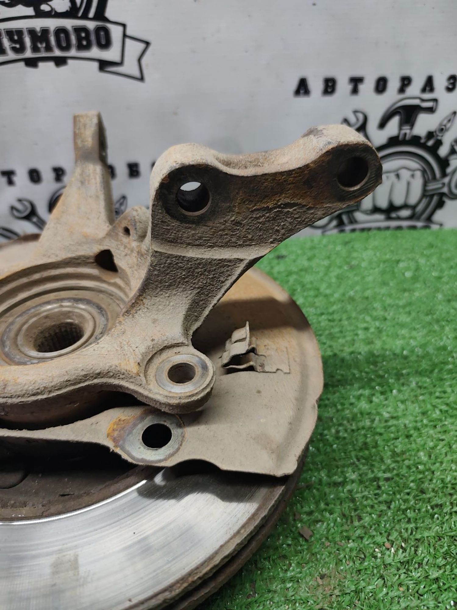 https://ycs.partsauto.market/partsauto-images/thmbs/userImages/cca1856e256b5441544f9aba03b424a6/part/c0e81242-5748-4b43-be07-135656640898_1779257092670.jpg