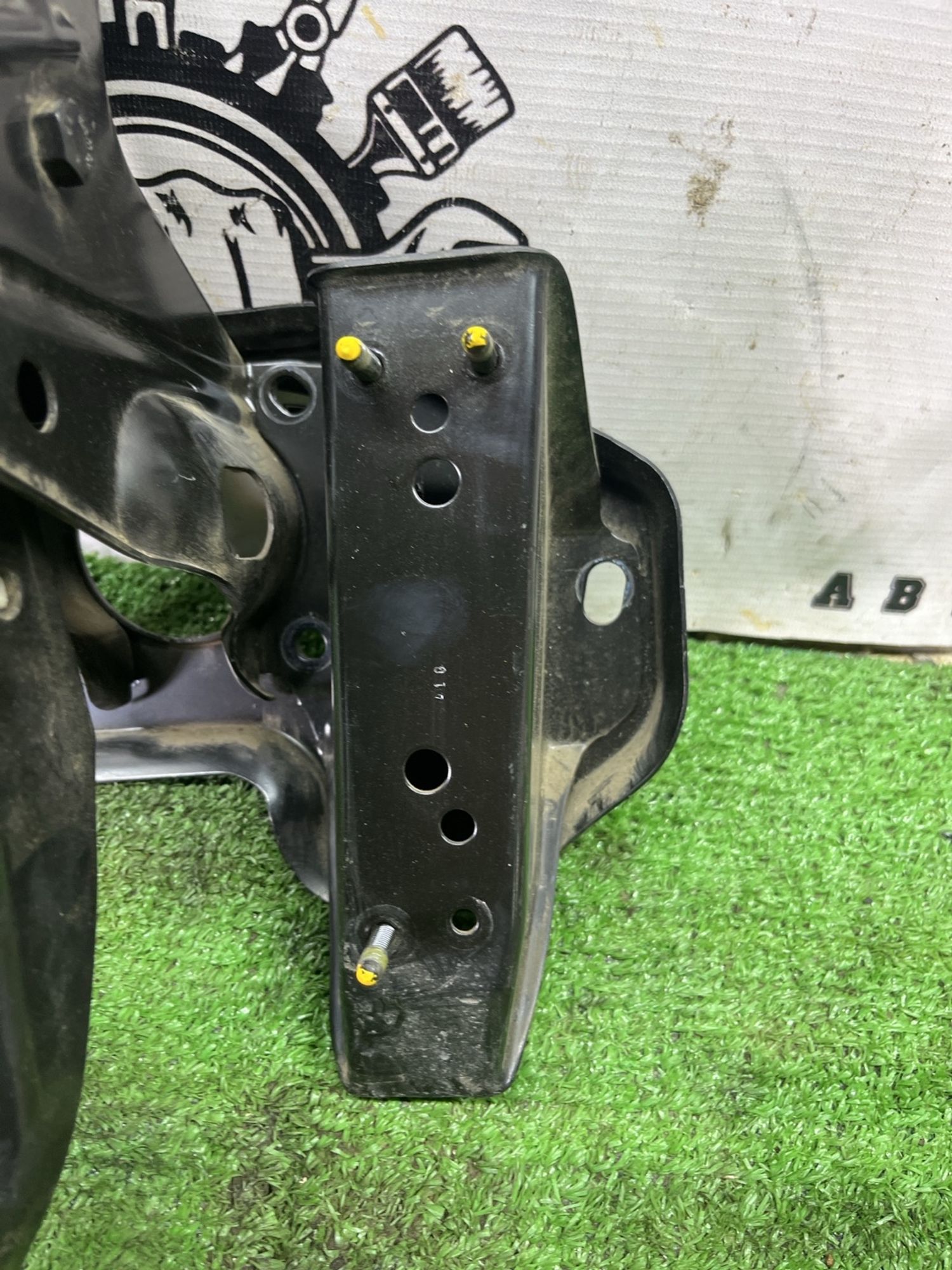 https://ycs.partsauto.market/partsauto-images/thmbs/userImages/cca1856e256b5441544f9aba03b424a6/part/c1aa12d5-a1a1-405c-9d92-ec43759c0e52_1777187853857.jpg