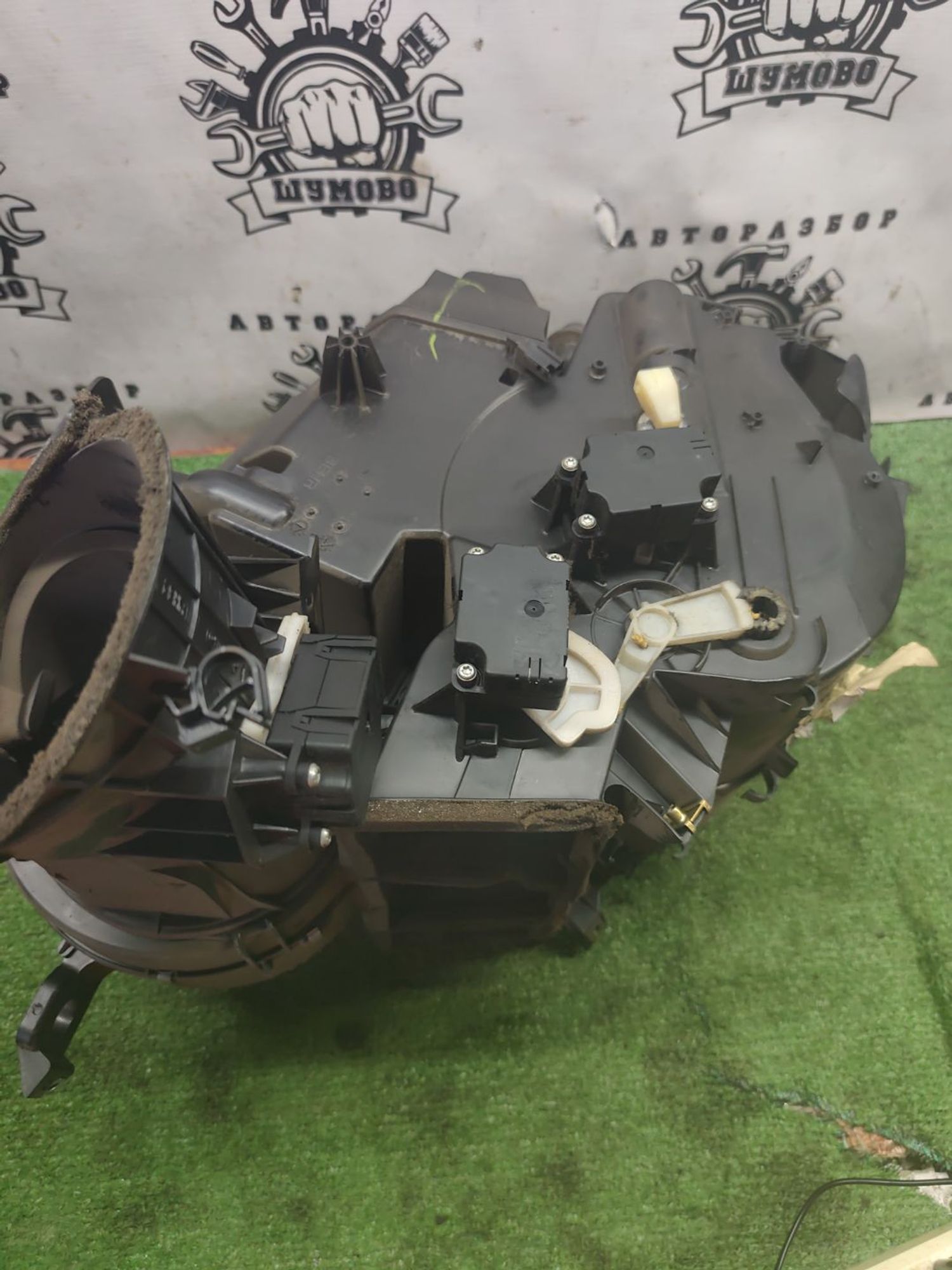 https://ycs.partsauto.market/partsauto-images/thmbs/userImages/cca1856e256b5441544f9aba03b424a6/part/c3916f9d-3813-4d42-87bd-833a64d28a25_1777806135236.jpg