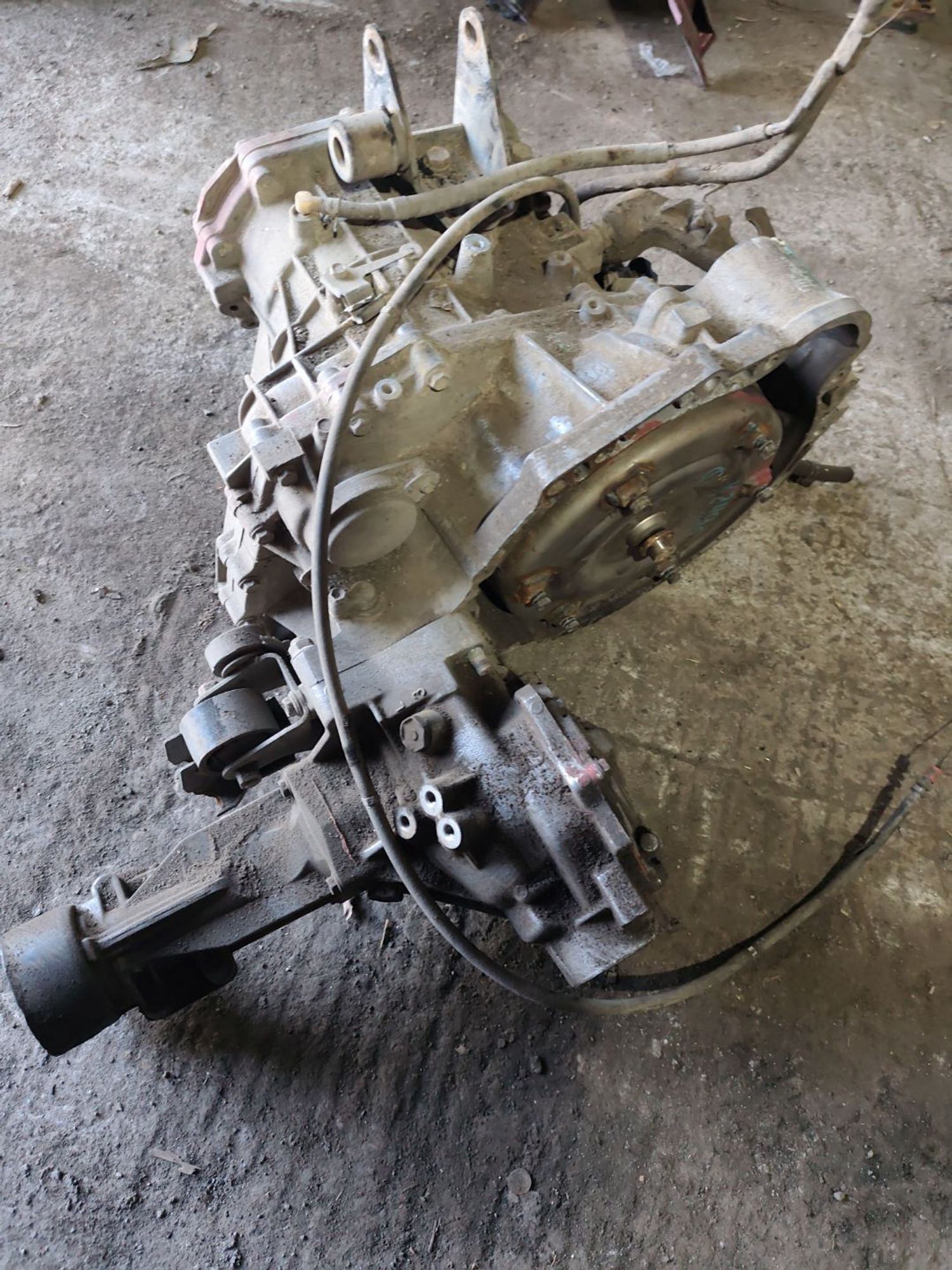 https://ycs.partsauto.market/partsauto-images/thmbs/userImages/cca1856e256b5441544f9aba03b424a6/part/c4650d1d-716d-43f5-bc54-d3955cf4315f_1778066717941.jpg