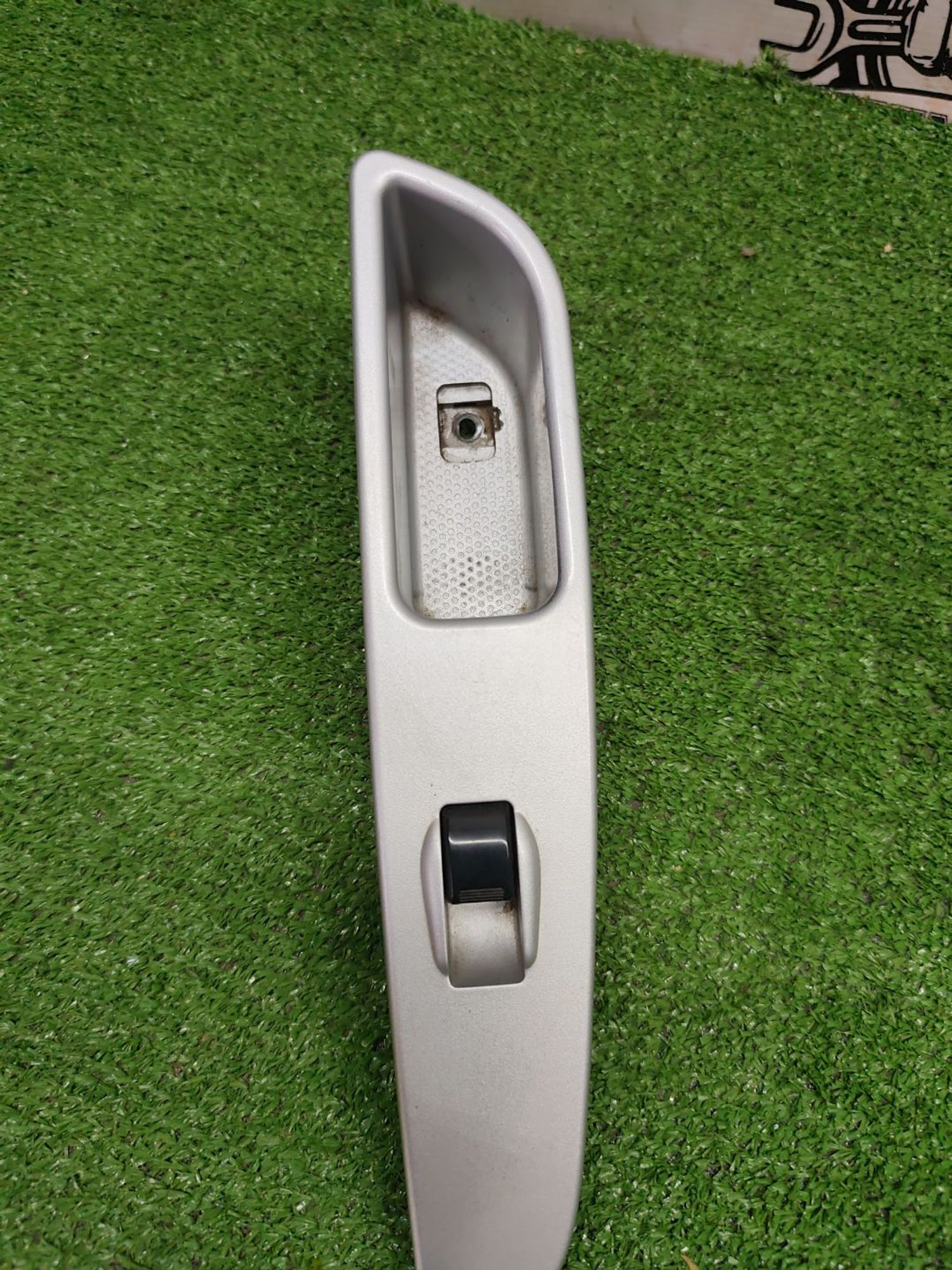 https://ycs.partsauto.market/partsauto-images/thmbs/userImages/cca1856e256b5441544f9aba03b424a6/part/c639f356-e641-4750-bd61-8cc9933d3856_1780999435135.jpg
