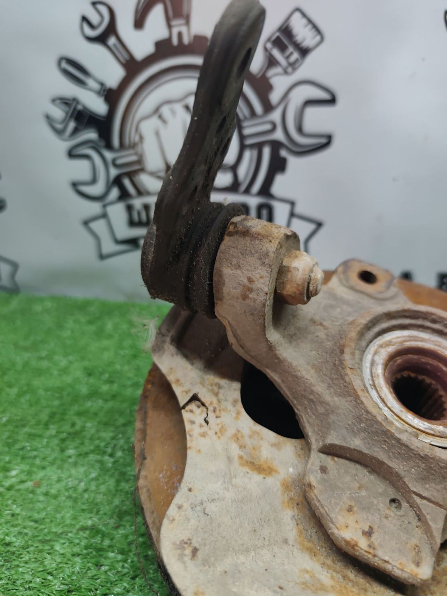 https://ycs.partsauto.market/partsauto-images/thmbs/userImages/cca1856e256b5441544f9aba03b424a6/part/c64651cc-b2d2-4e28-b625-de5e9bafeabc_1787380284035.jpg