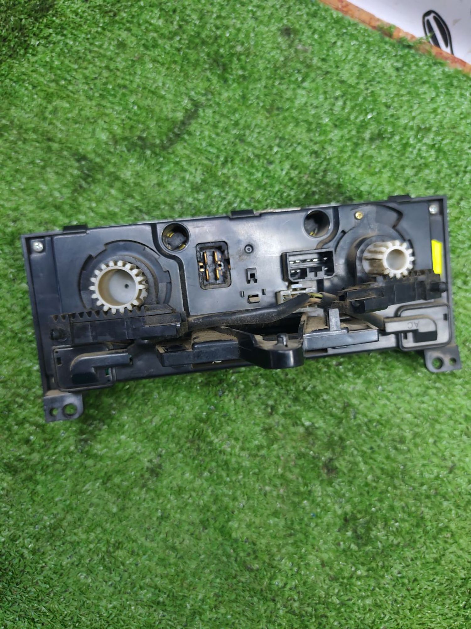 https://ycs.partsauto.market/partsauto-images/thmbs/userImages/cca1856e256b5441544f9aba03b424a6/part/c8393862-e23c-42fb-b913-28f4ca643d5b_1787221337672.jpg