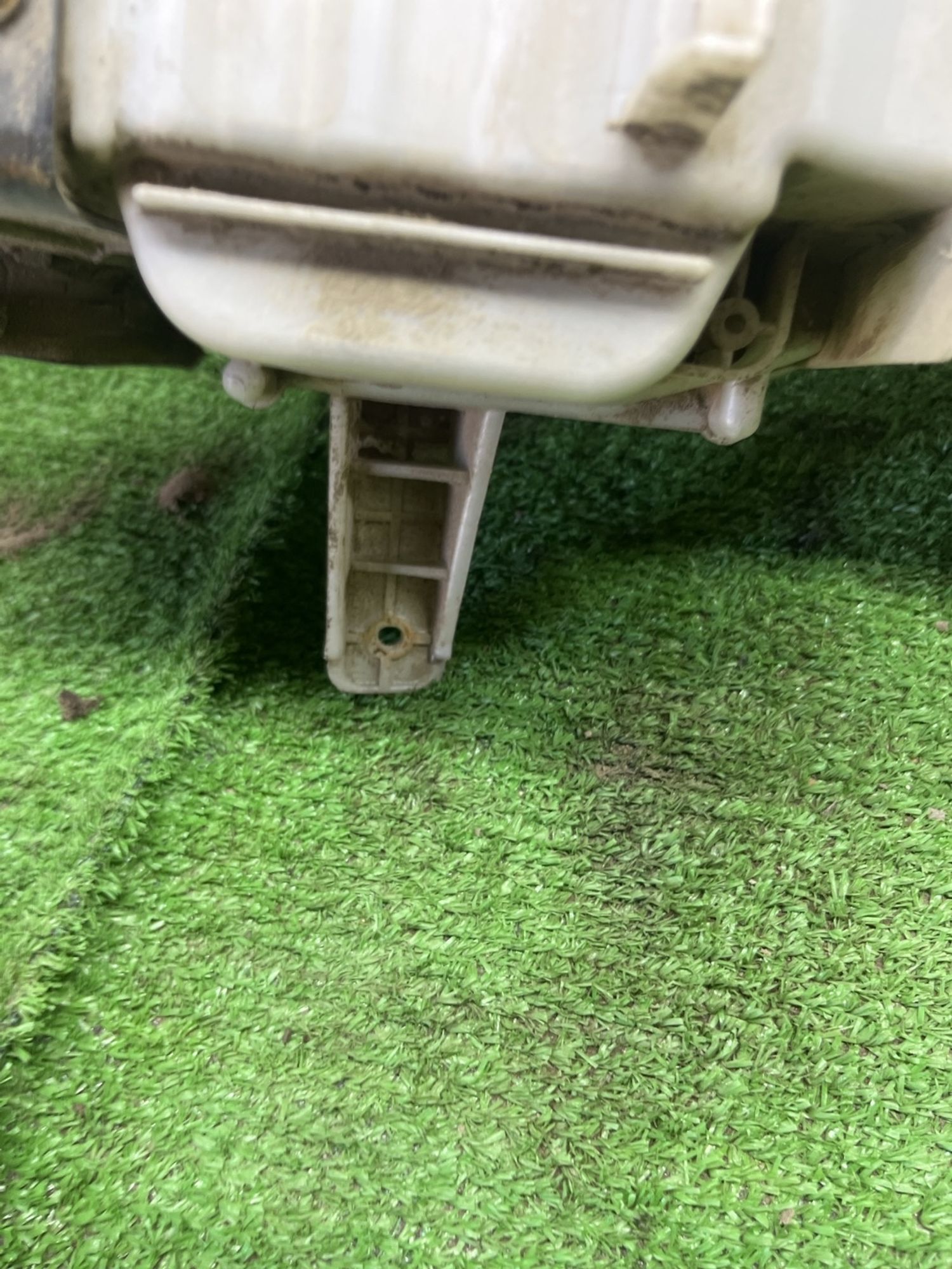 https://ycs.partsauto.market/partsauto-images/thmbs/userImages/cca1856e256b5441544f9aba03b424a6/part/c859ad72-50bb-4eb2-a689-eff575f83edb_1775641268043.jpg