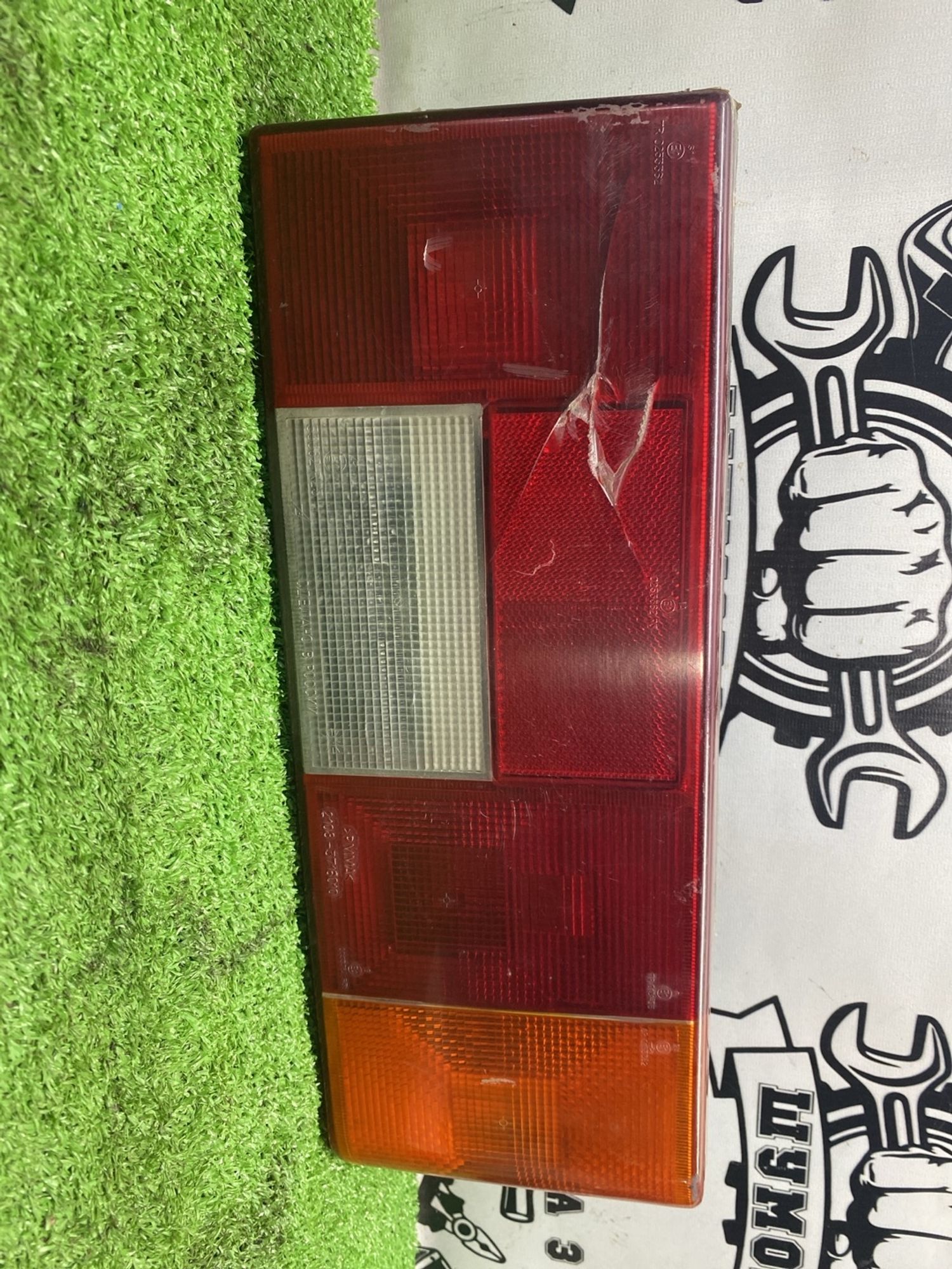 https://ycs.partsauto.market/partsauto-images/thmbs/userImages/cca1856e256b5441544f9aba03b424a6/part/c85e5650-acca-4747-8541-60650c2a470b_1787308619275.jpg