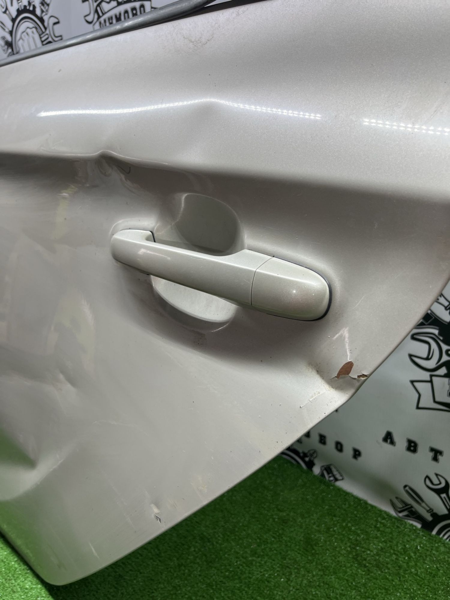 https://ycs.partsauto.market/partsauto-images/thmbs/userImages/cca1856e256b5441544f9aba03b424a6/part/c90f77fd-5fd3-4403-a4b8-baea7b4e2443_1782569916773.jpg
