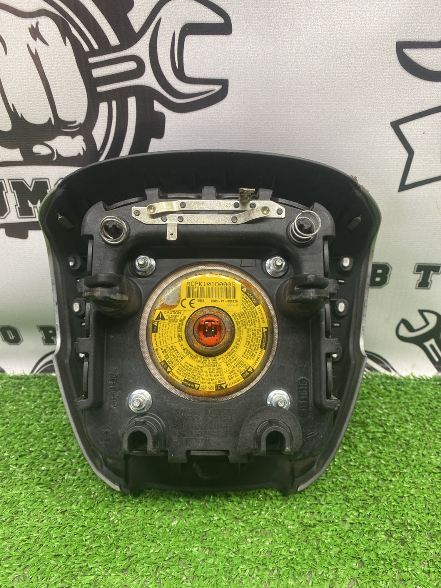 https://ycs.partsauto.market/partsauto-images/thmbs/userImages/cca1856e256b5441544f9aba03b424a6/part/c9b06b45-ed34-4b1a-9e67-019b3749984e_1782976183304.jpg