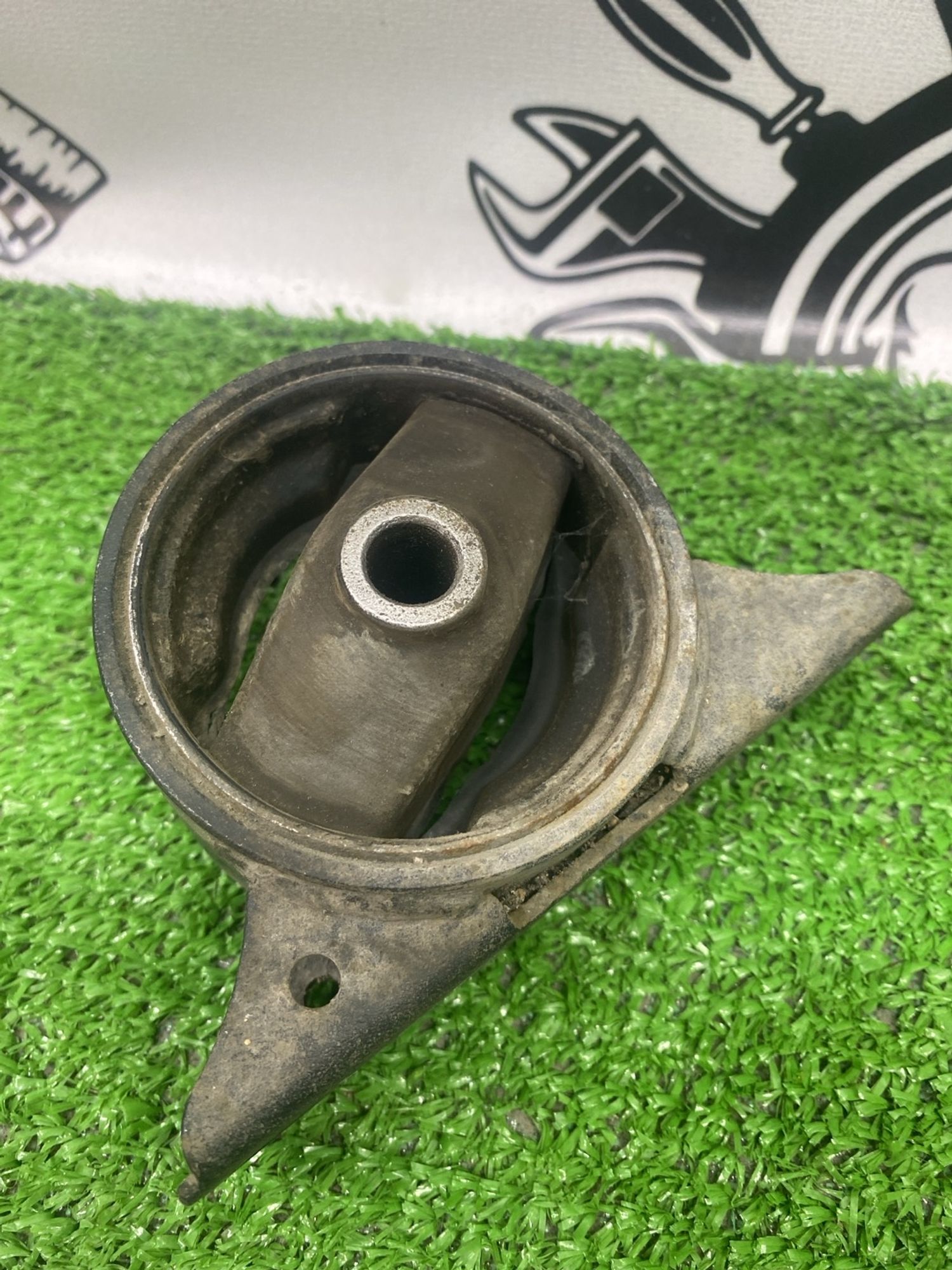 https://ycs.partsauto.market/partsauto-images/thmbs/userImages/cca1856e256b5441544f9aba03b424a6/part/ca94b7ec-bbd3-436a-b565-a8add8a6d585_1782289325922.jpg