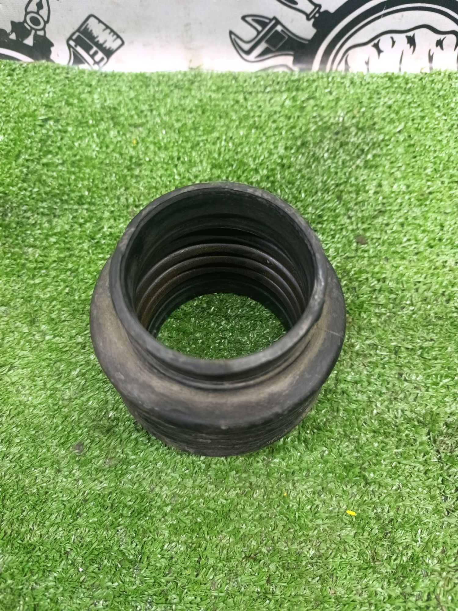 https://ycs.partsauto.market/partsauto-images/thmbs/userImages/cca1856e256b5441544f9aba03b424a6/part/cb34b7f8-3613-4899-98fa-819f091c4a76_1789384013962.jpg