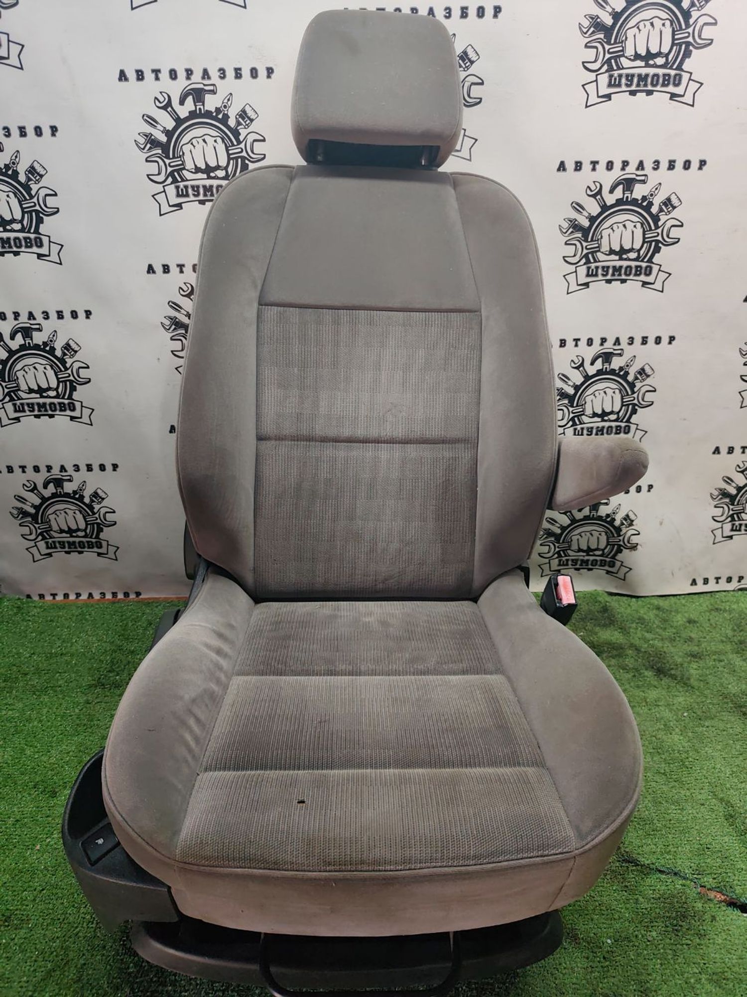 https://ycs.partsauto.market/partsauto-images/thmbs/userImages/cca1856e256b5441544f9aba03b424a6/part/cdb0f788-4053-47a3-9bb9-3bdf6d9973ee_1777795158677.jpg