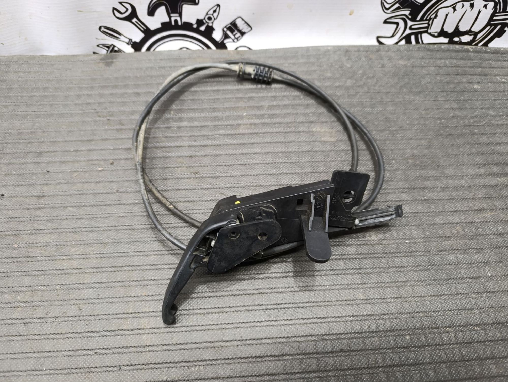 https://ycs.partsauto.market/partsauto-images/thmbs/userImages/cca1856e256b5441544f9aba03b424a6/part/ce82bc5b-cd59-49a5-904a-c176a176dee6_1744565753751.jpg