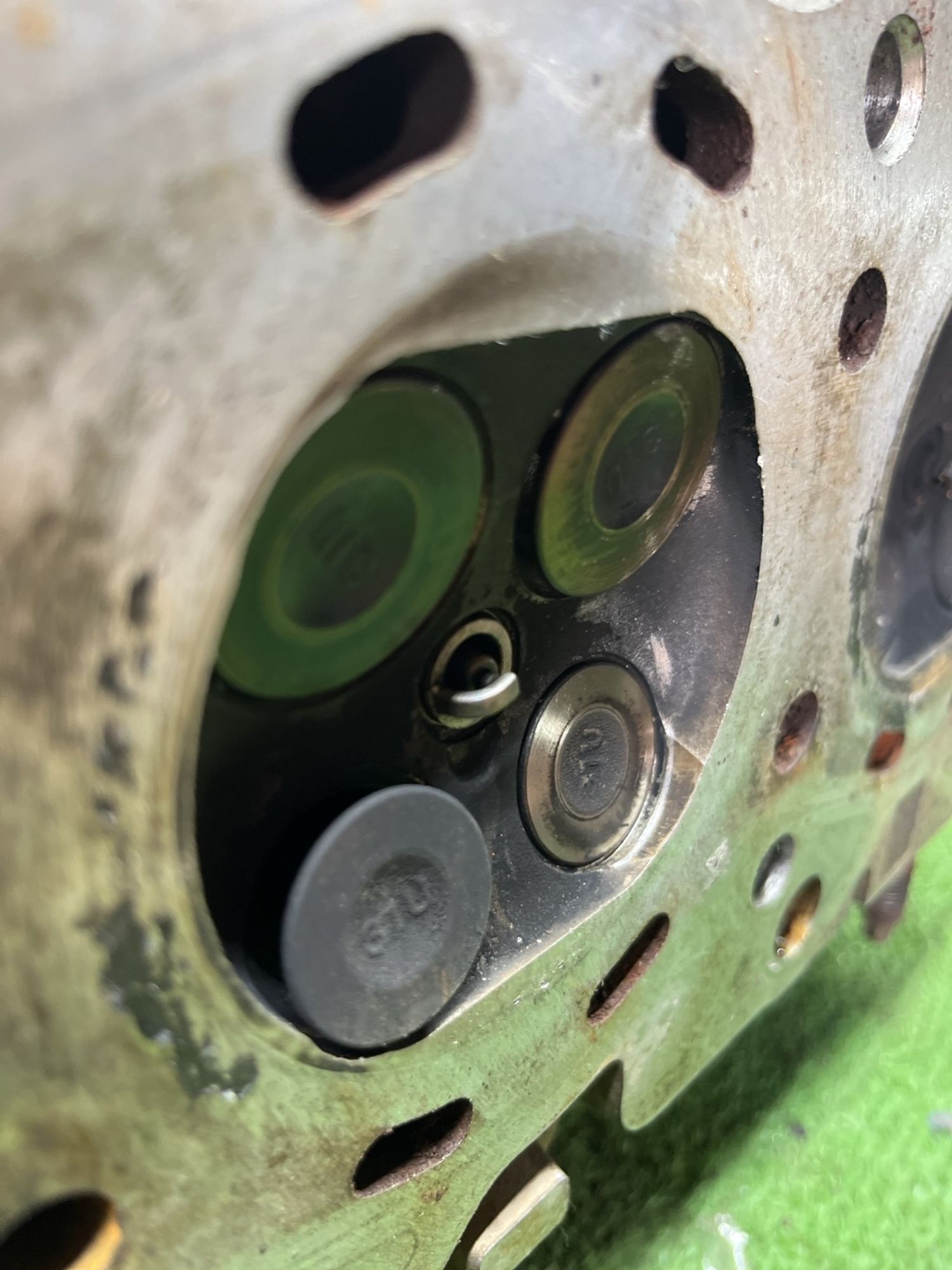 https://ycs.partsauto.market/partsauto-images/thmbs/userImages/cca1856e256b5441544f9aba03b424a6/part/cec7c04d-ea05-404c-8950-4b7fb52e7f55_1778232374804.jpg