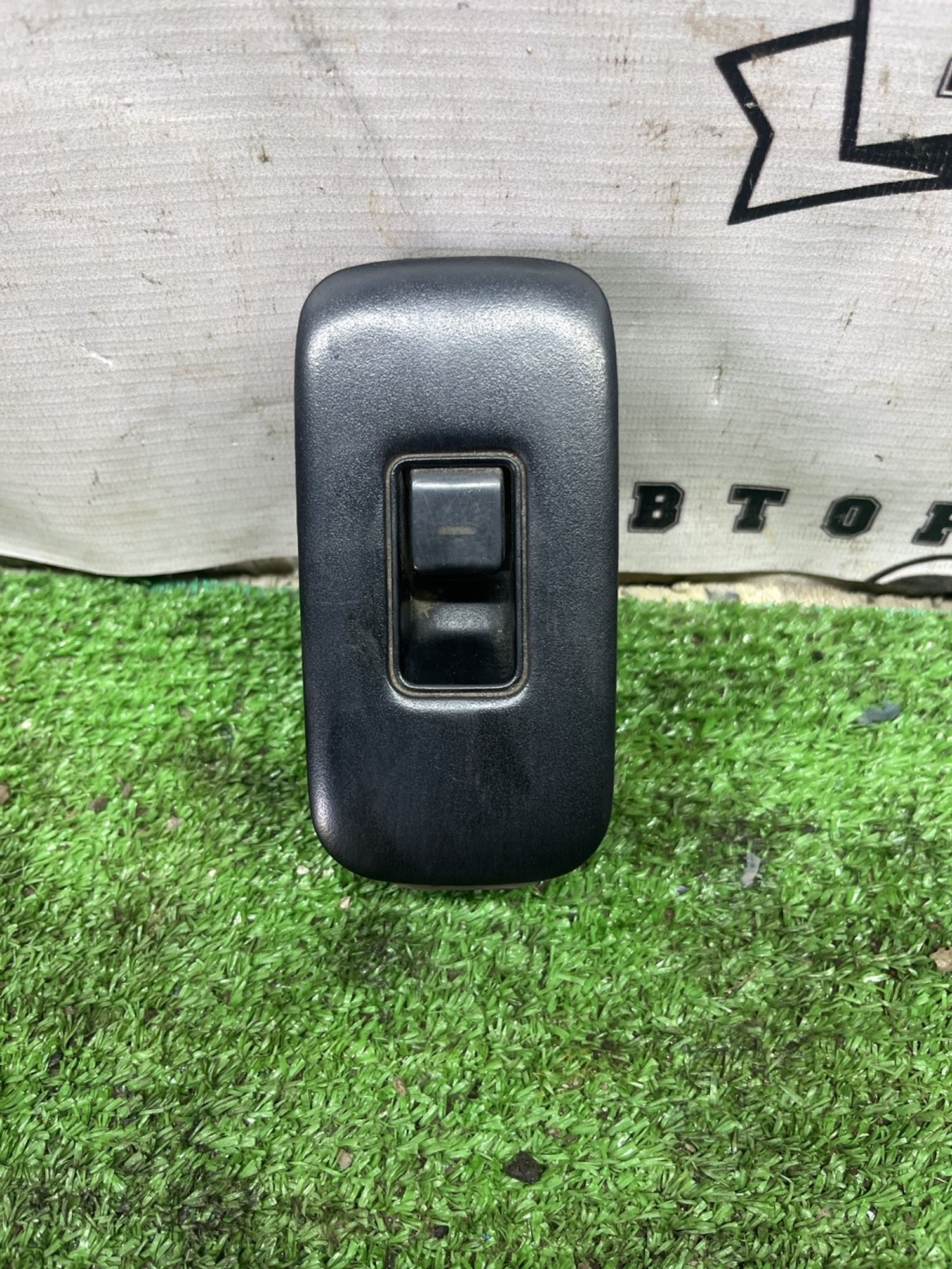 https://ycs.partsauto.market/partsauto-images/thmbs/userImages/cca1856e256b5441544f9aba03b424a6/part/cf56f2a8-06dd-4d48-a9a3-0278bd87e904_1778233950521.jpg