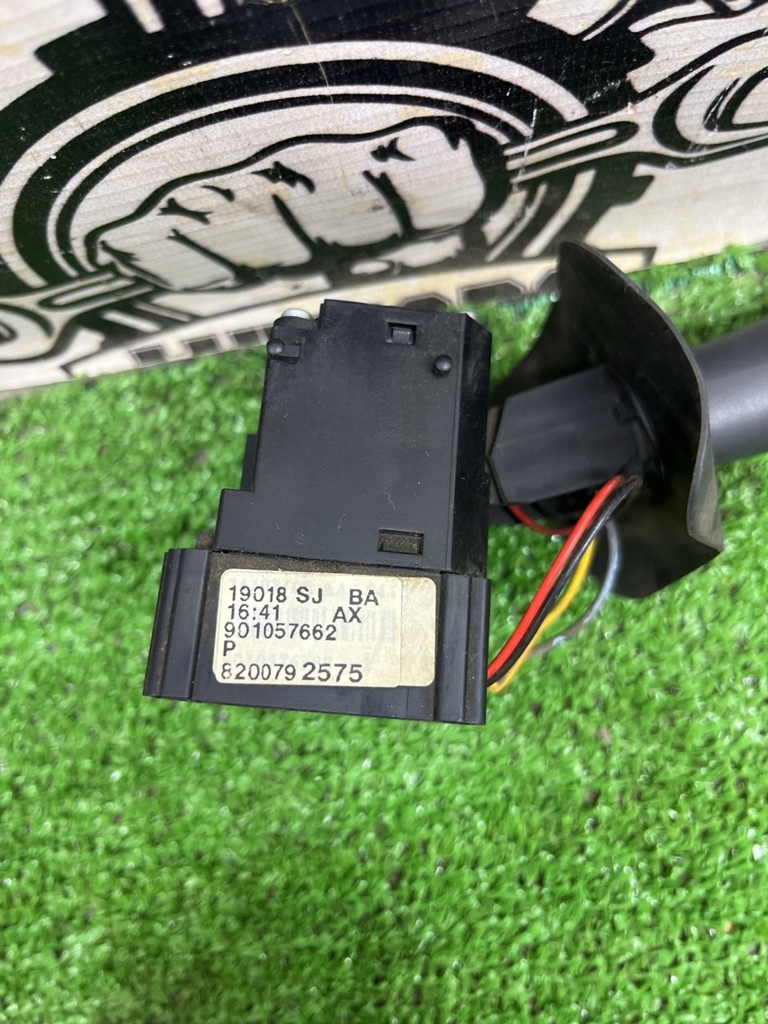 https://ycs.partsauto.market/partsauto-images/thmbs/userImages/cca1856e256b5441544f9aba03b424a6/part/cf7494e8-ec4e-458f-bca5-f235ba366aa3_1774593846271.jpg