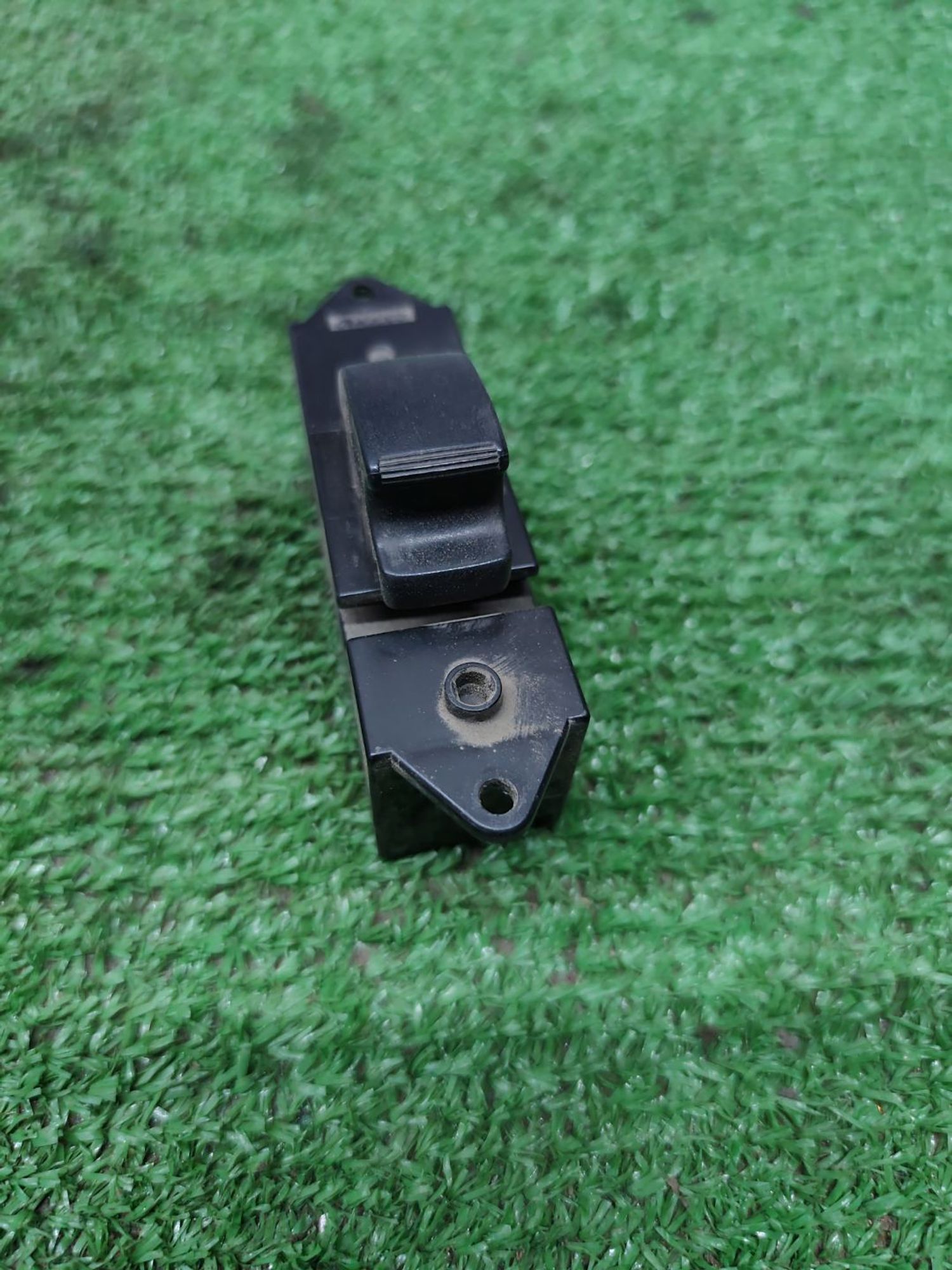 https://ycs.partsauto.market/partsauto-images/thmbs/userImages/cca1856e256b5441544f9aba03b424a6/part/d078c8a1-97df-452a-bf9c-900d8e12ab27_1779265519830.jpg