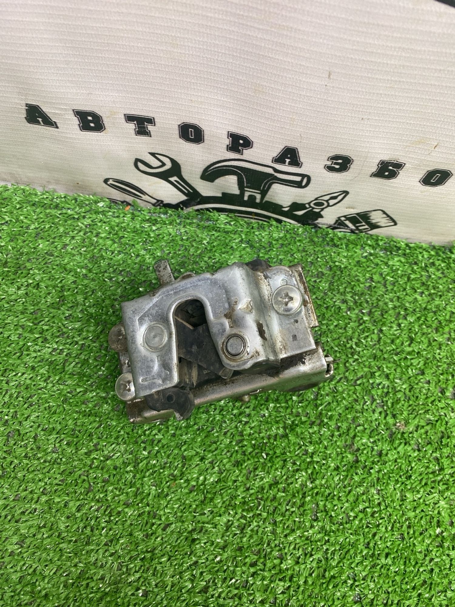 https://ycs.partsauto.market/partsauto-images/thmbs/userImages/cca1856e256b5441544f9aba03b424a6/part/d0a987fe-160f-400c-a7bd-afd9cb6f0631_1780463313101.jpg