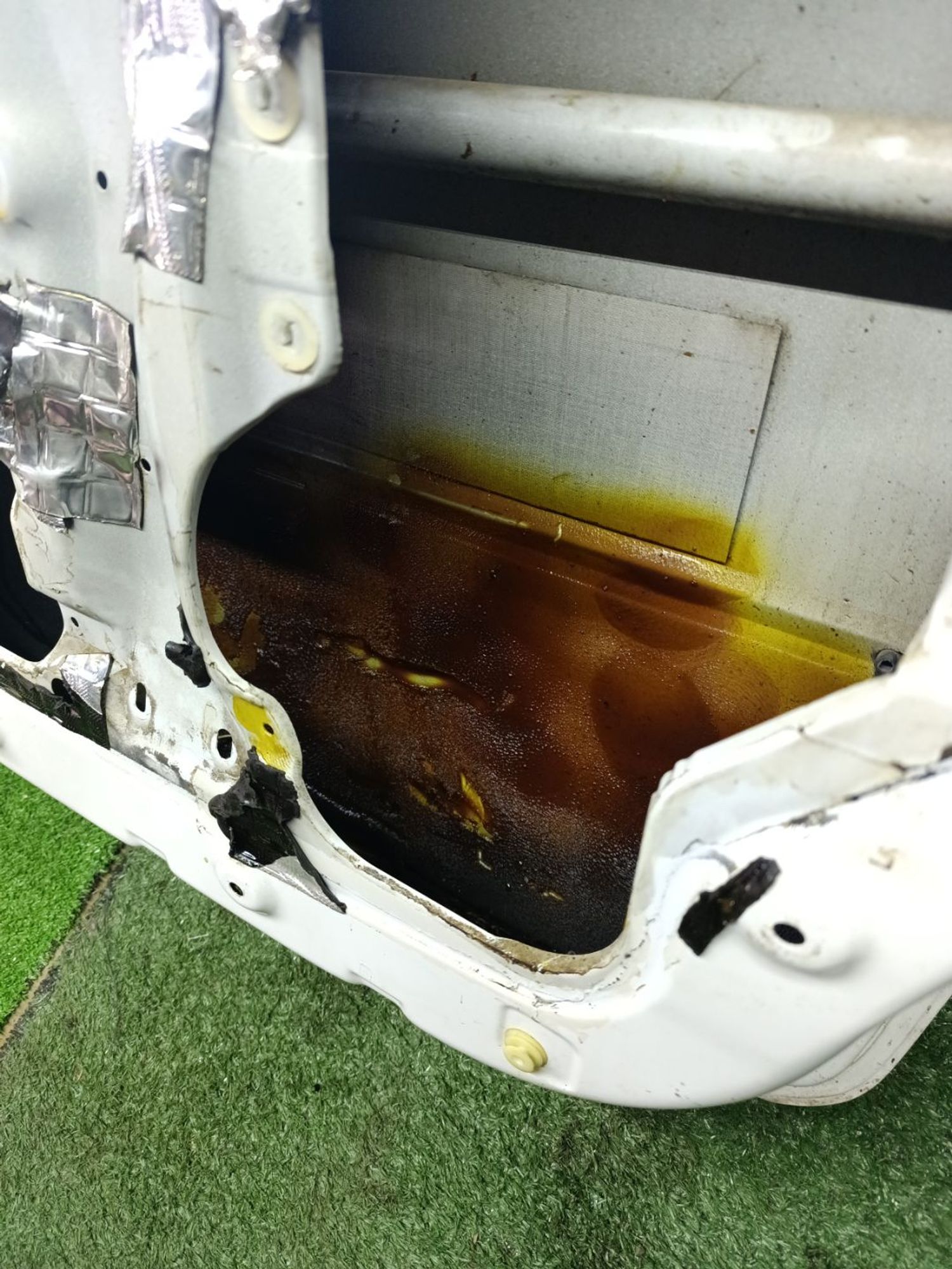 https://ycs.partsauto.market/partsauto-images/thmbs/userImages/cca1856e256b5441544f9aba03b424a6/part/d1a7fe02-8773-4758-b1d1-bc4063c3185b_1789468010436.jpg