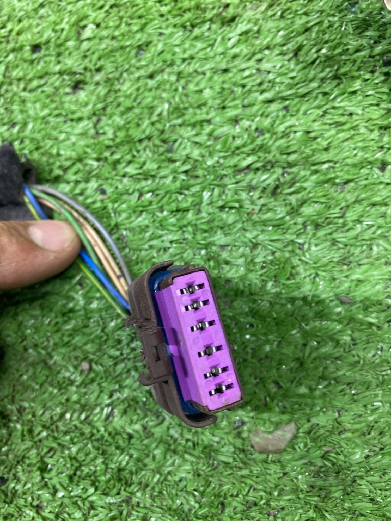 https://ycs.partsauto.market/partsauto-images/thmbs/userImages/cca1856e256b5441544f9aba03b424a6/part/d376f55e-1e26-455f-99d7-7bba931cc99e_1777372769534.jpg