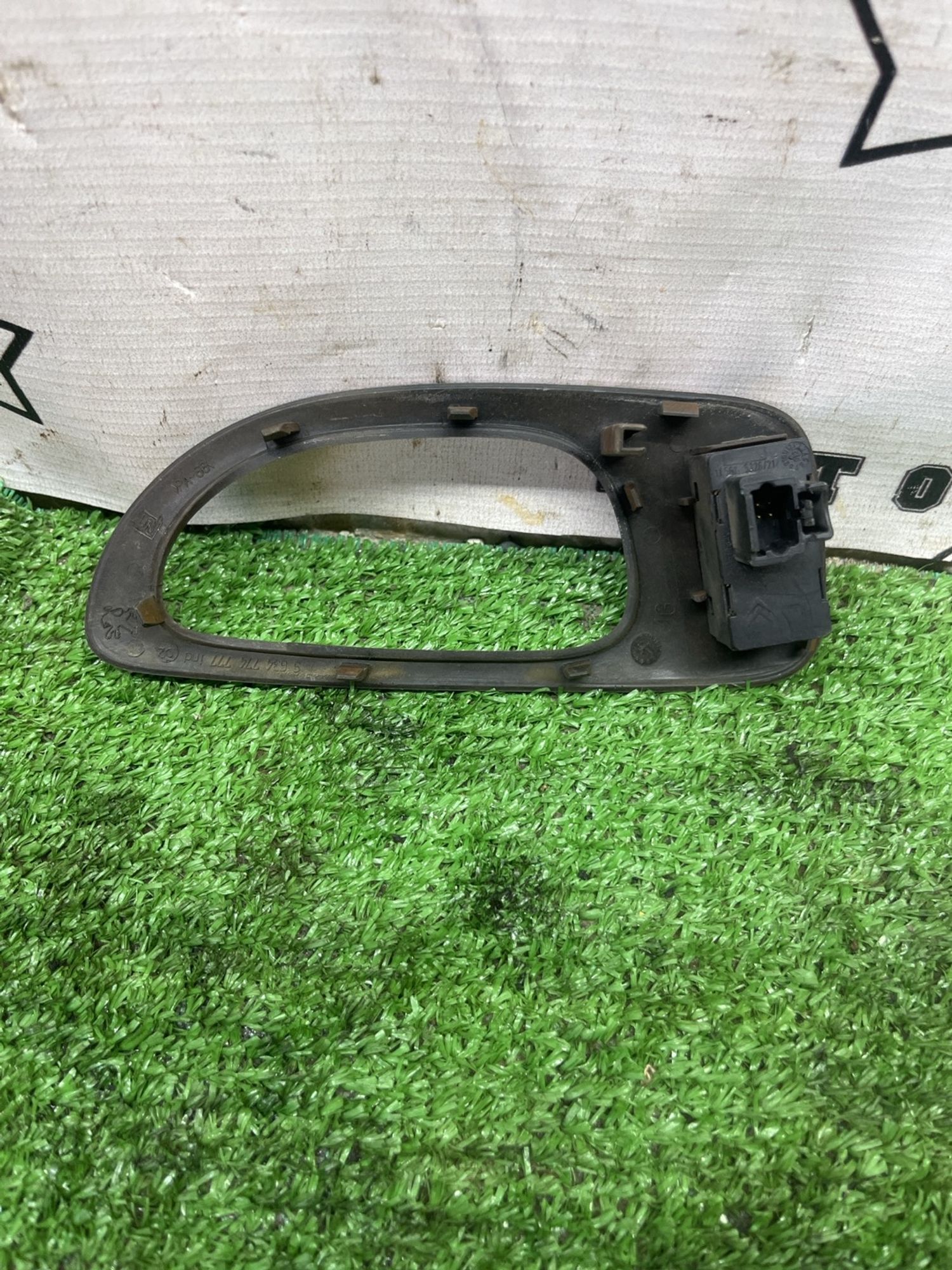 https://ycs.partsauto.market/partsauto-images/thmbs/userImages/cca1856e256b5441544f9aba03b424a6/part/d3d52cc6-1423-4360-a085-3c8f683aa097_1777451588912.jpg