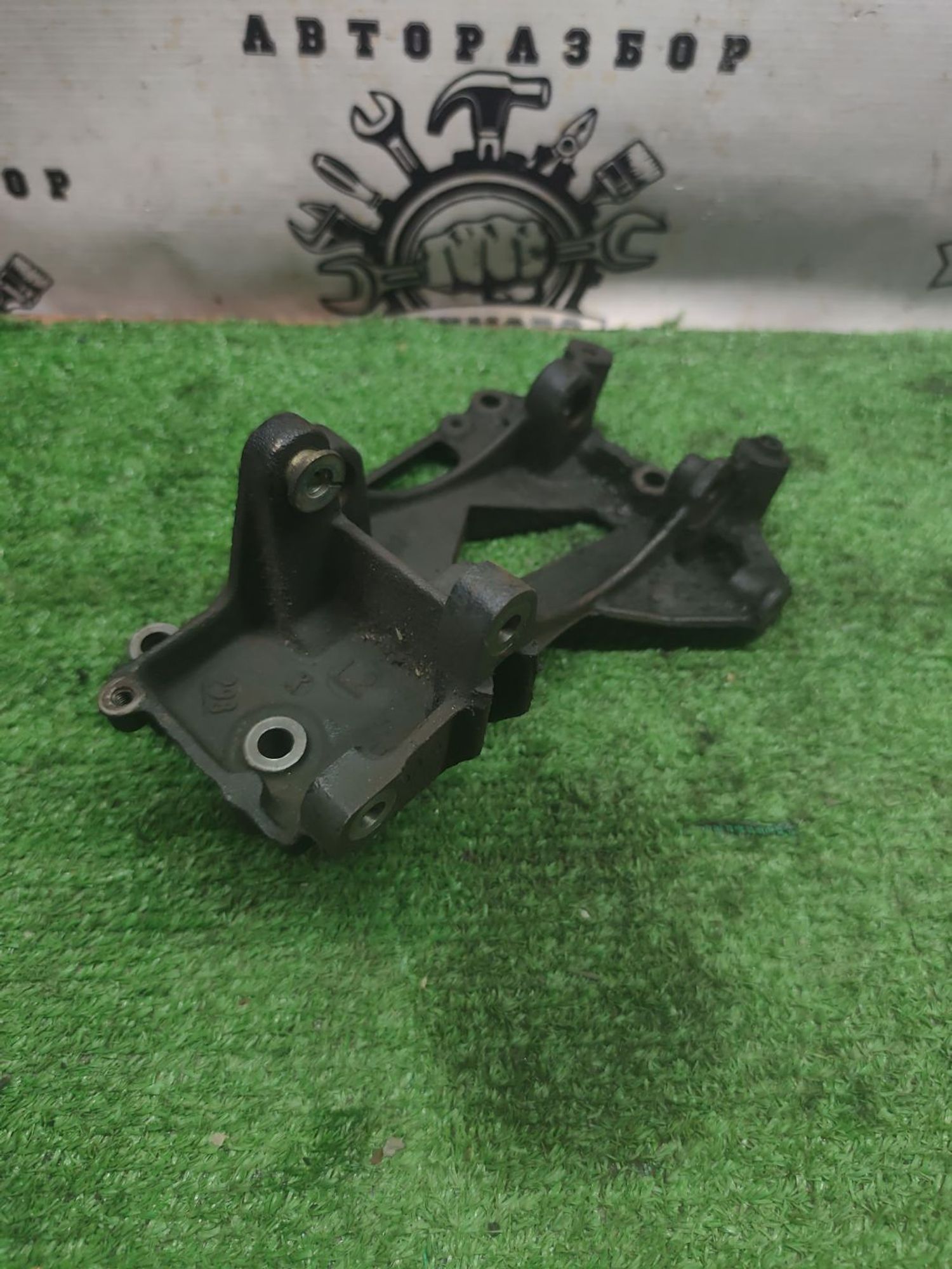 https://ycs.partsauto.market/partsauto-images/thmbs/userImages/cca1856e256b5441544f9aba03b424a6/part/d456f3c4-8877-4e95-b09a-c34daedc09d3_1777805708729.jpg